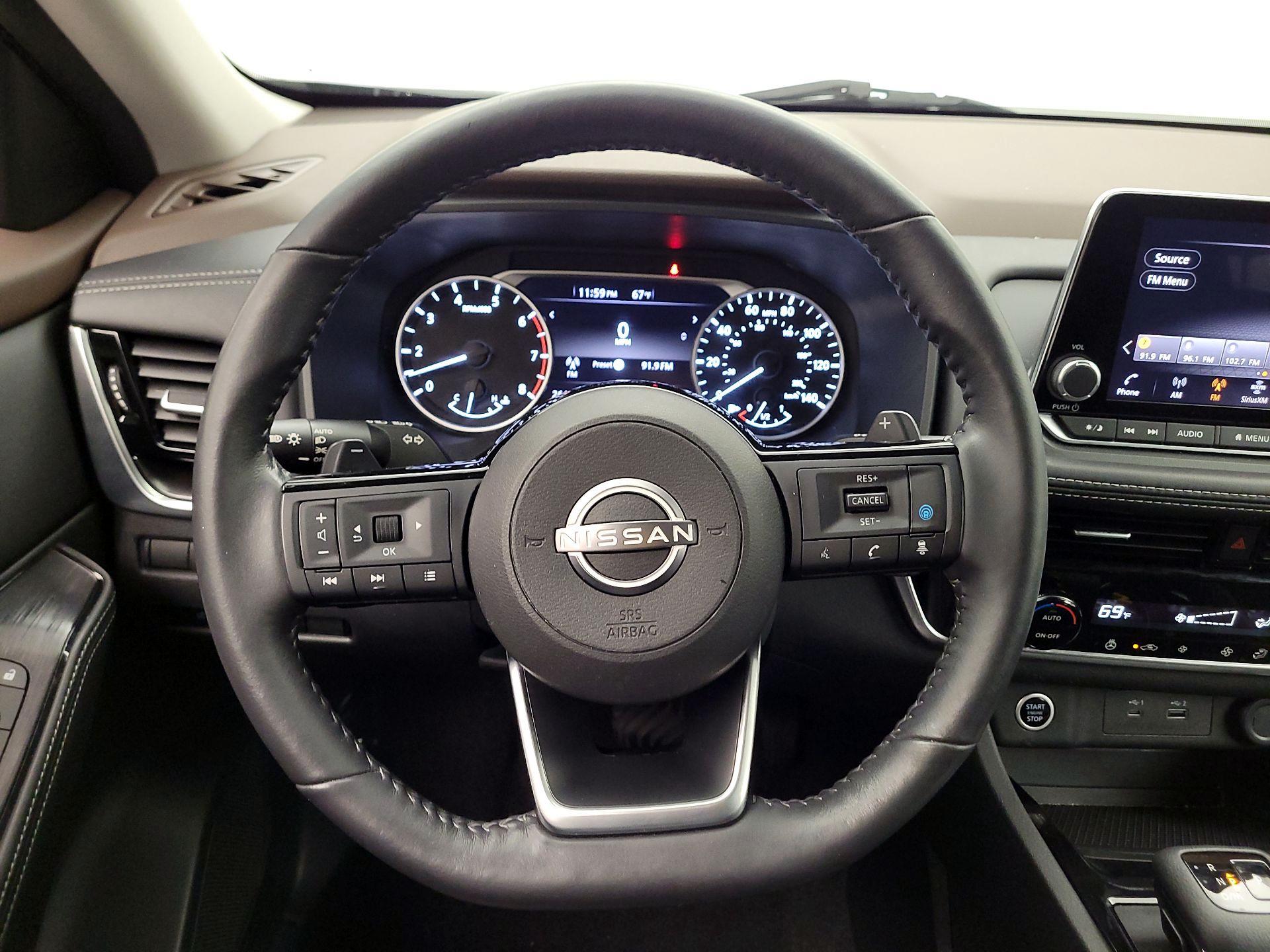 Thumbnail: 2022 Nissan Rogue - 10