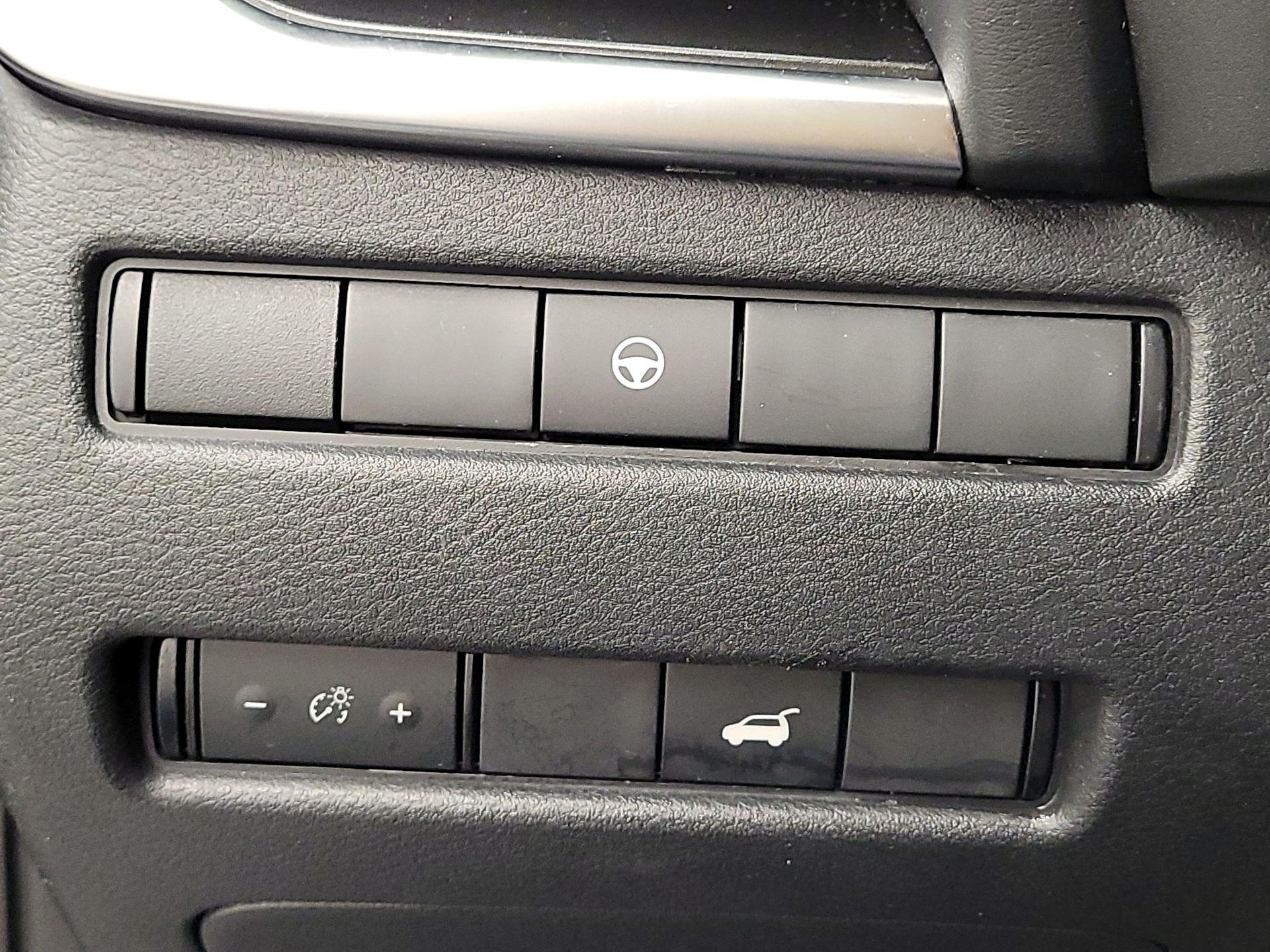 Thumbnail: 2022 Nissan Rogue - 13