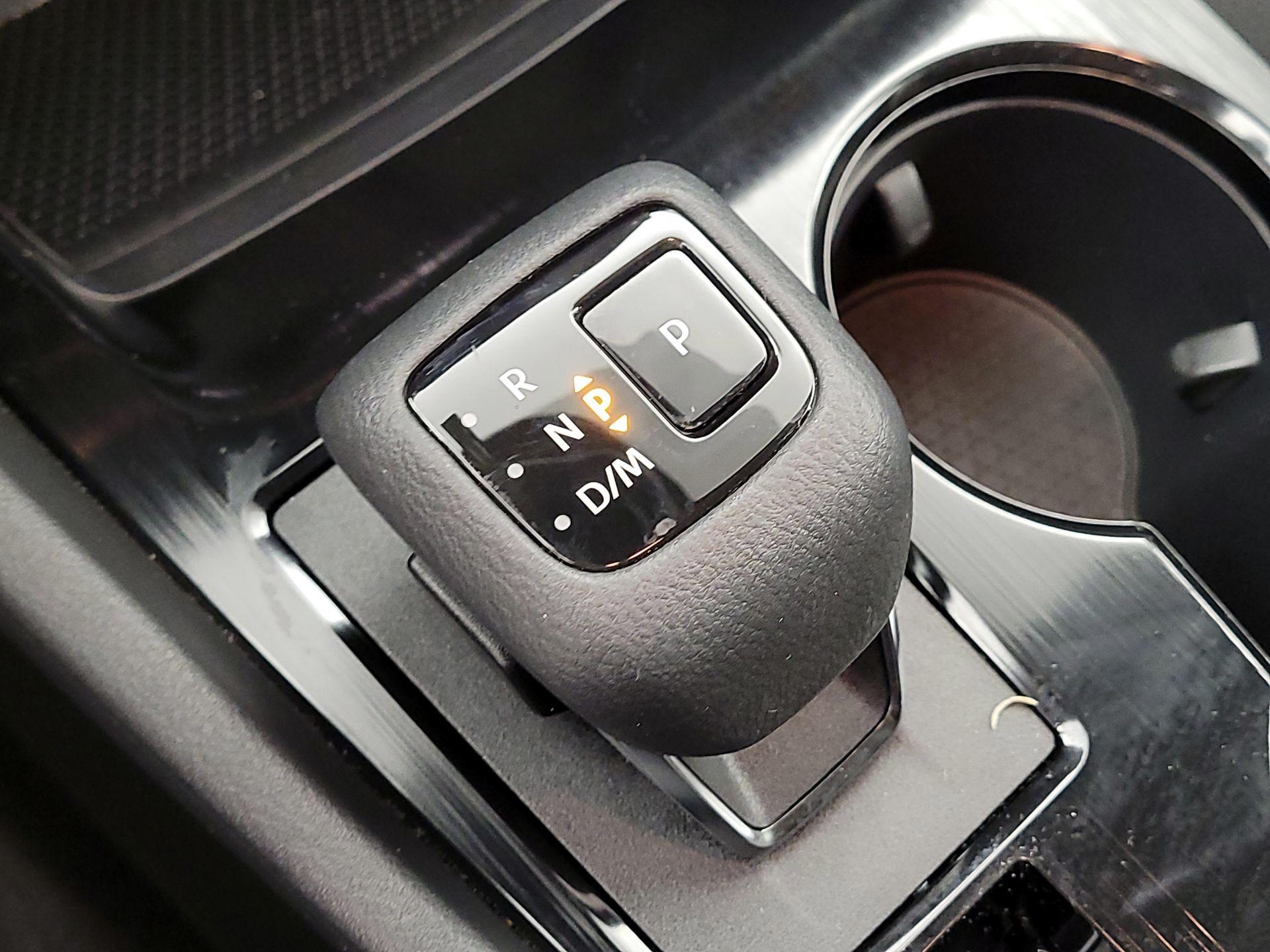 Thumbnail: 2022 Nissan Rogue - 17