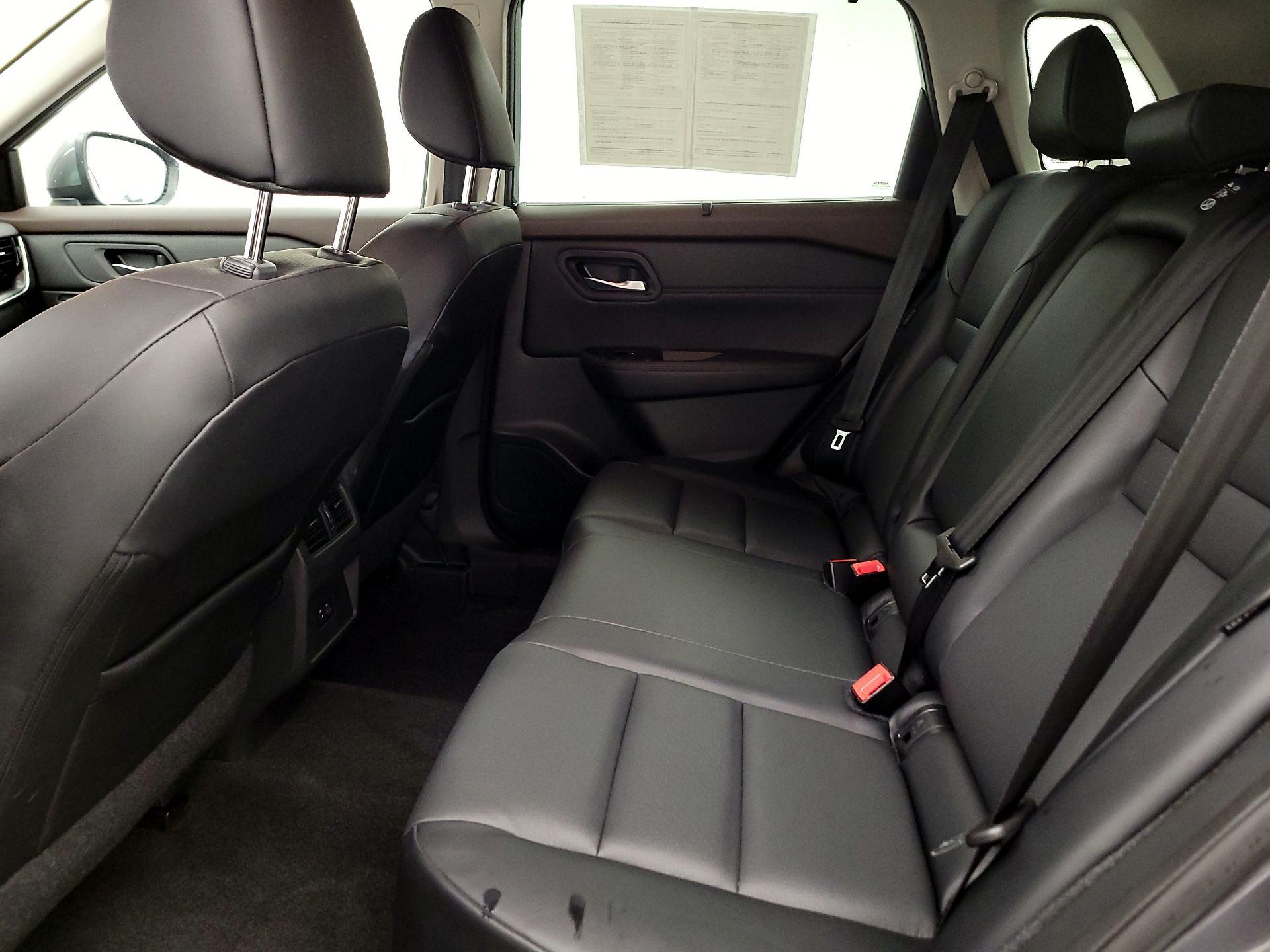 Thumbnail: 2022 Nissan Rogue - 19