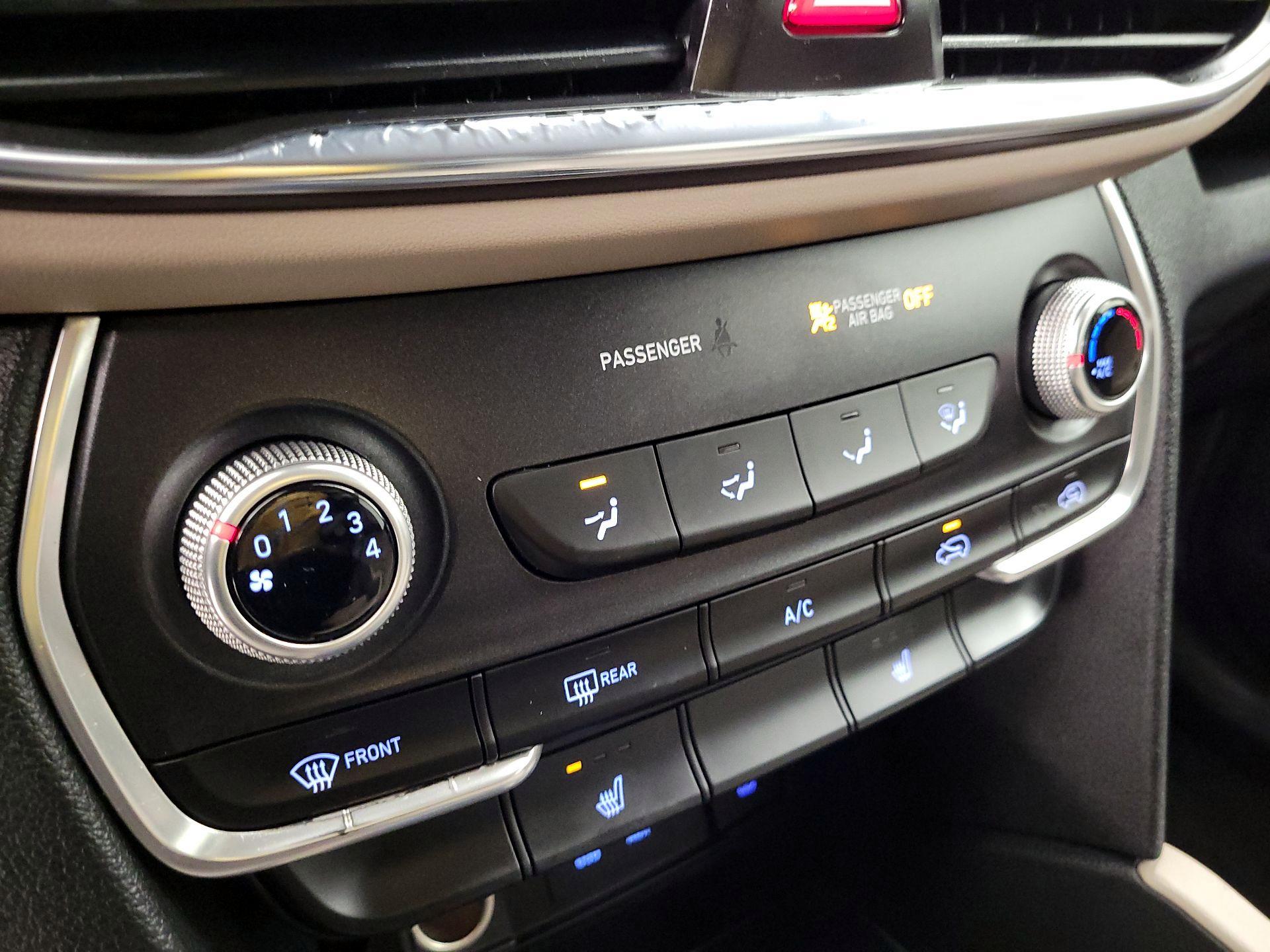 Thumbnail: 2020 Hyundai Santa Fe - 14