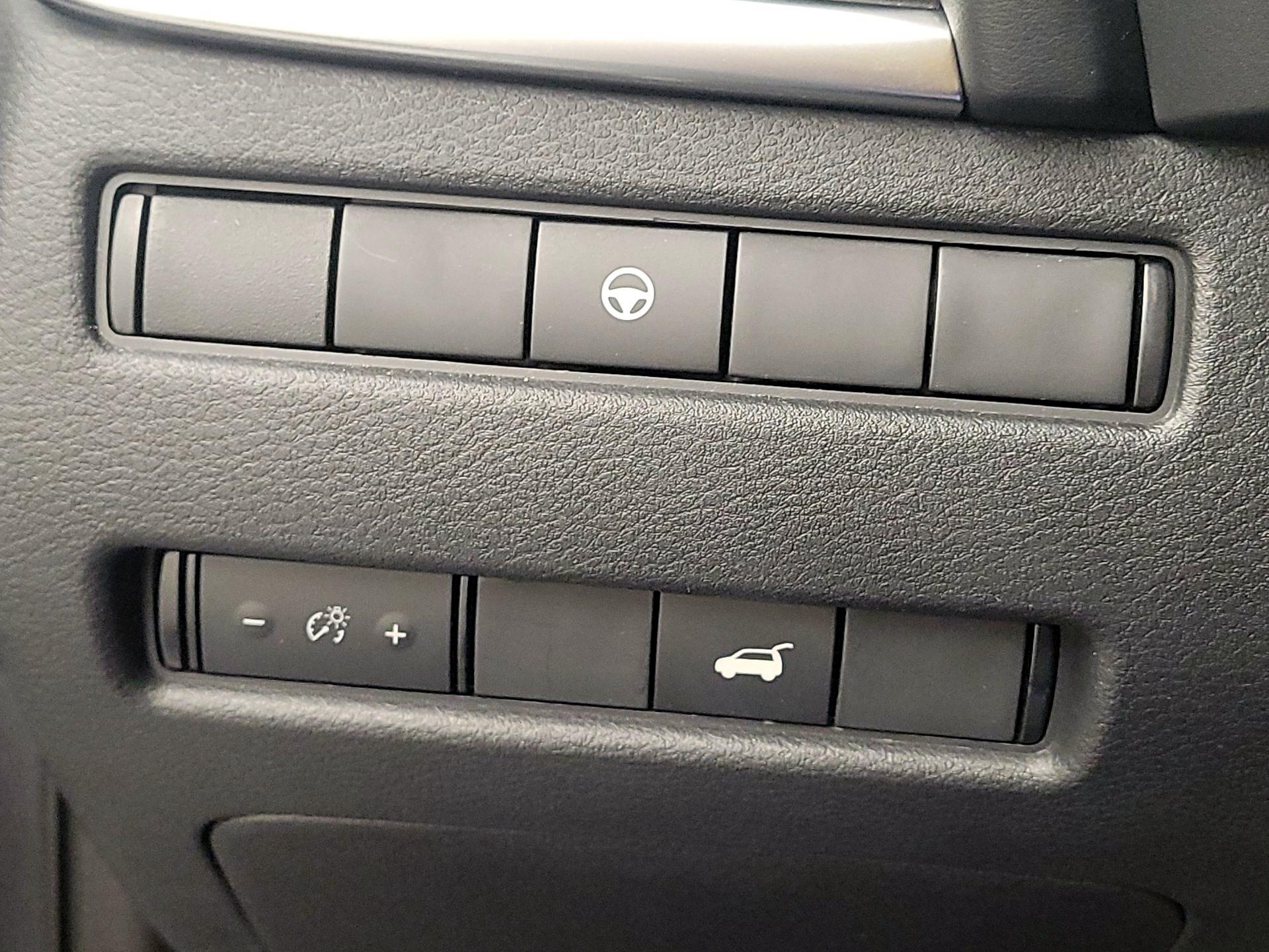 Thumbnail: 2022 Nissan Rogue - 13