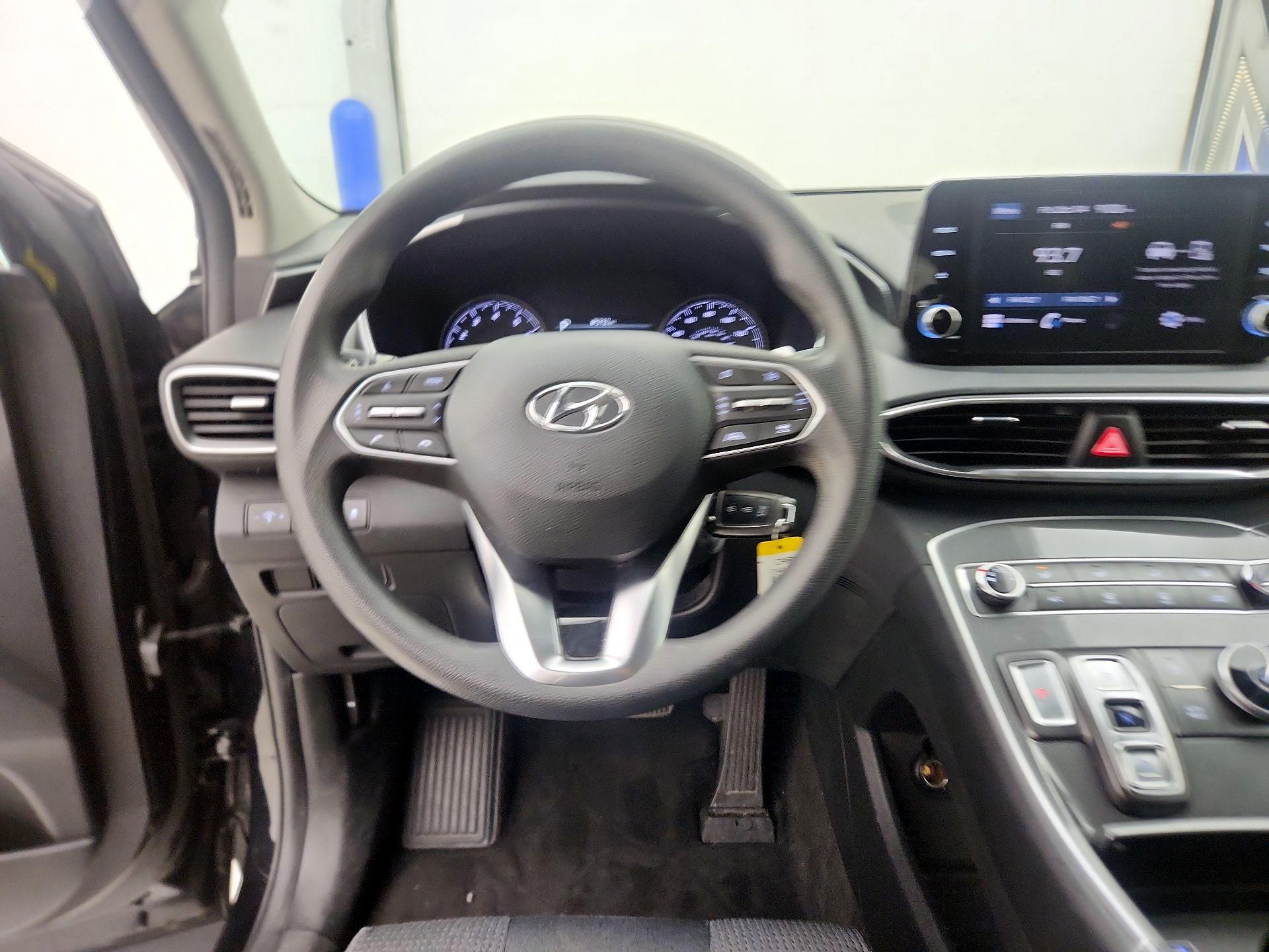 Thumbnail: 2022 Hyundai Santa Fe - 10