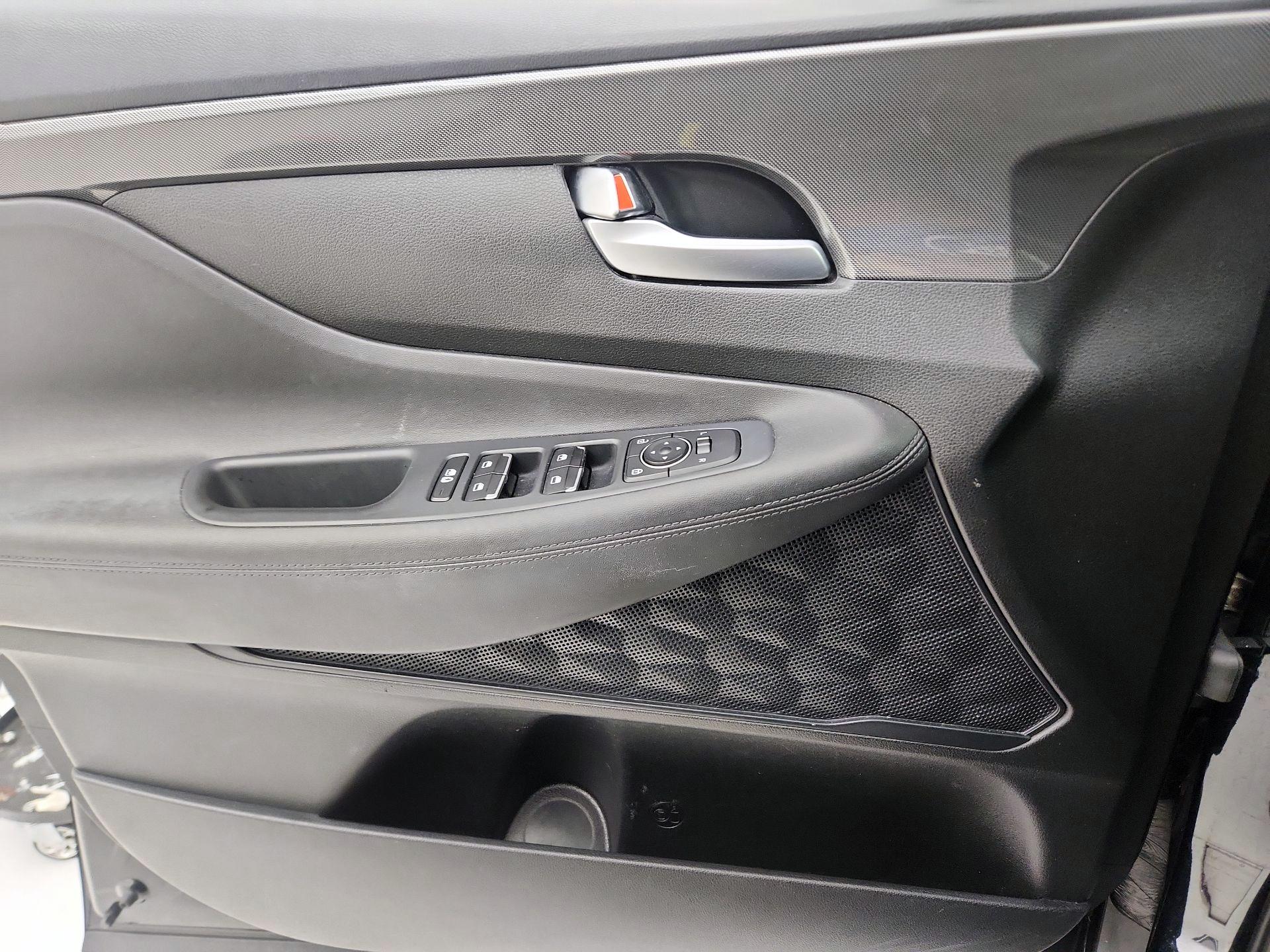 Thumbnail: 2022 Hyundai Santa Fe - 12