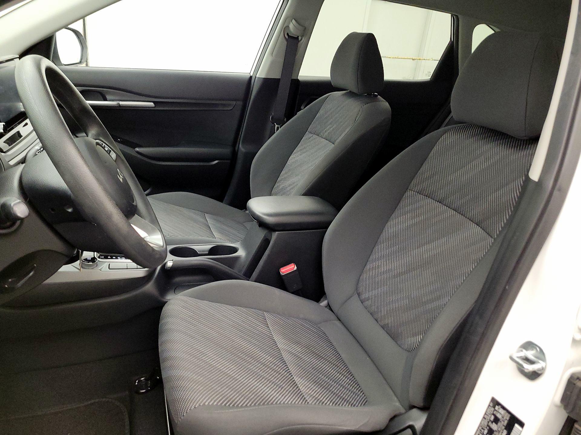 Thumbnail: 2023 Kia Seltos - 11