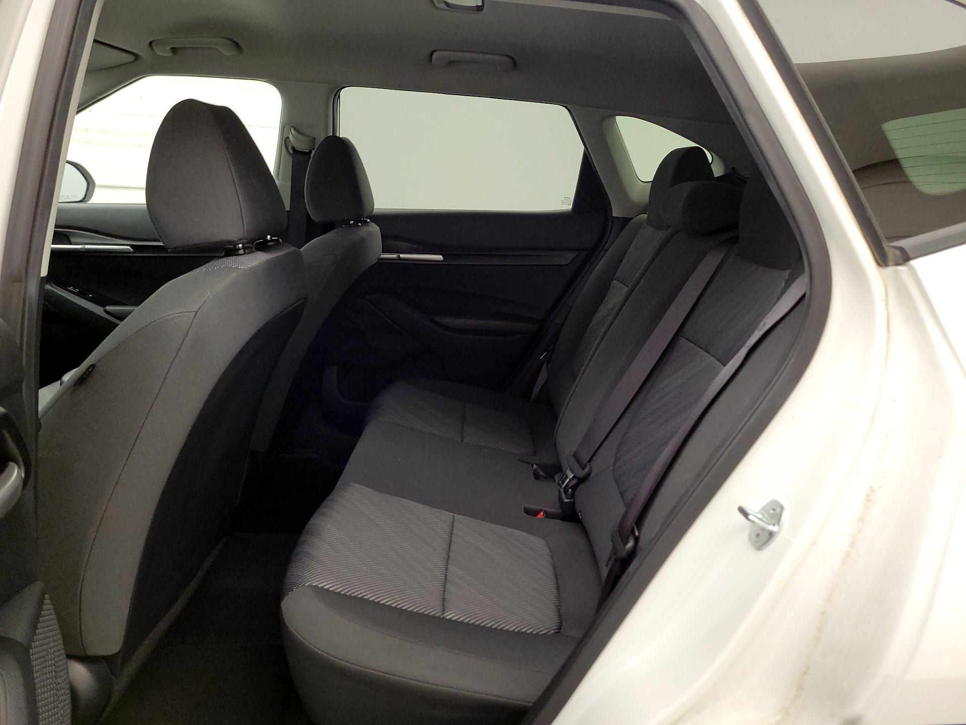 Thumbnail: 2023 Kia Seltos - 19