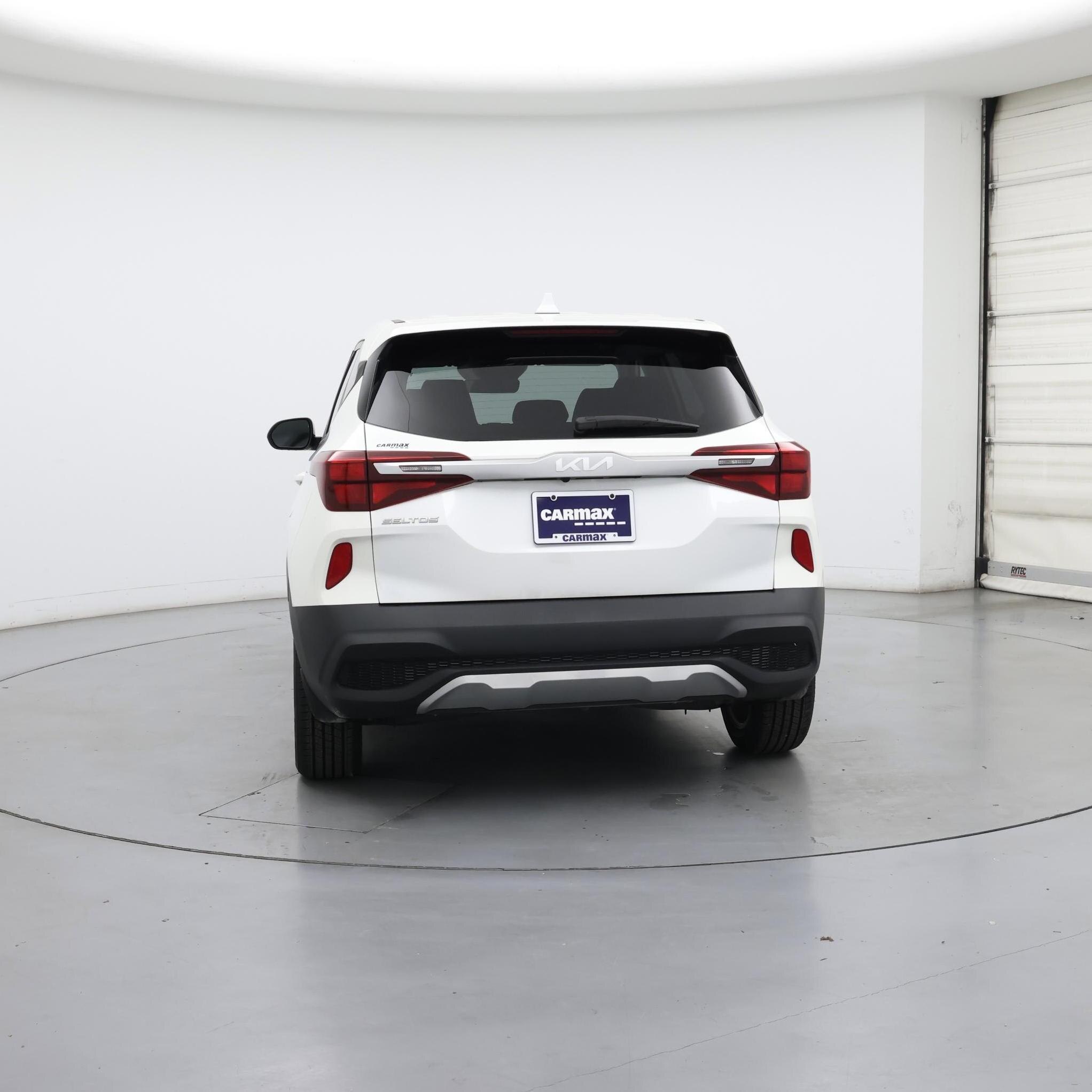 Thumbnail: 2023 Kia Seltos - 6