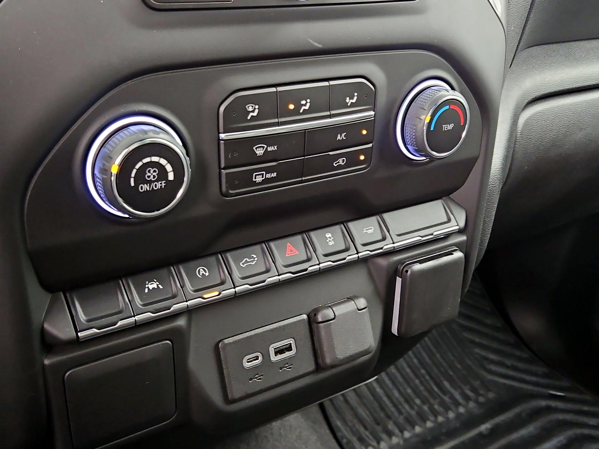 Thumbnail: 2022 Chevrolet Silverado 1500 - 16