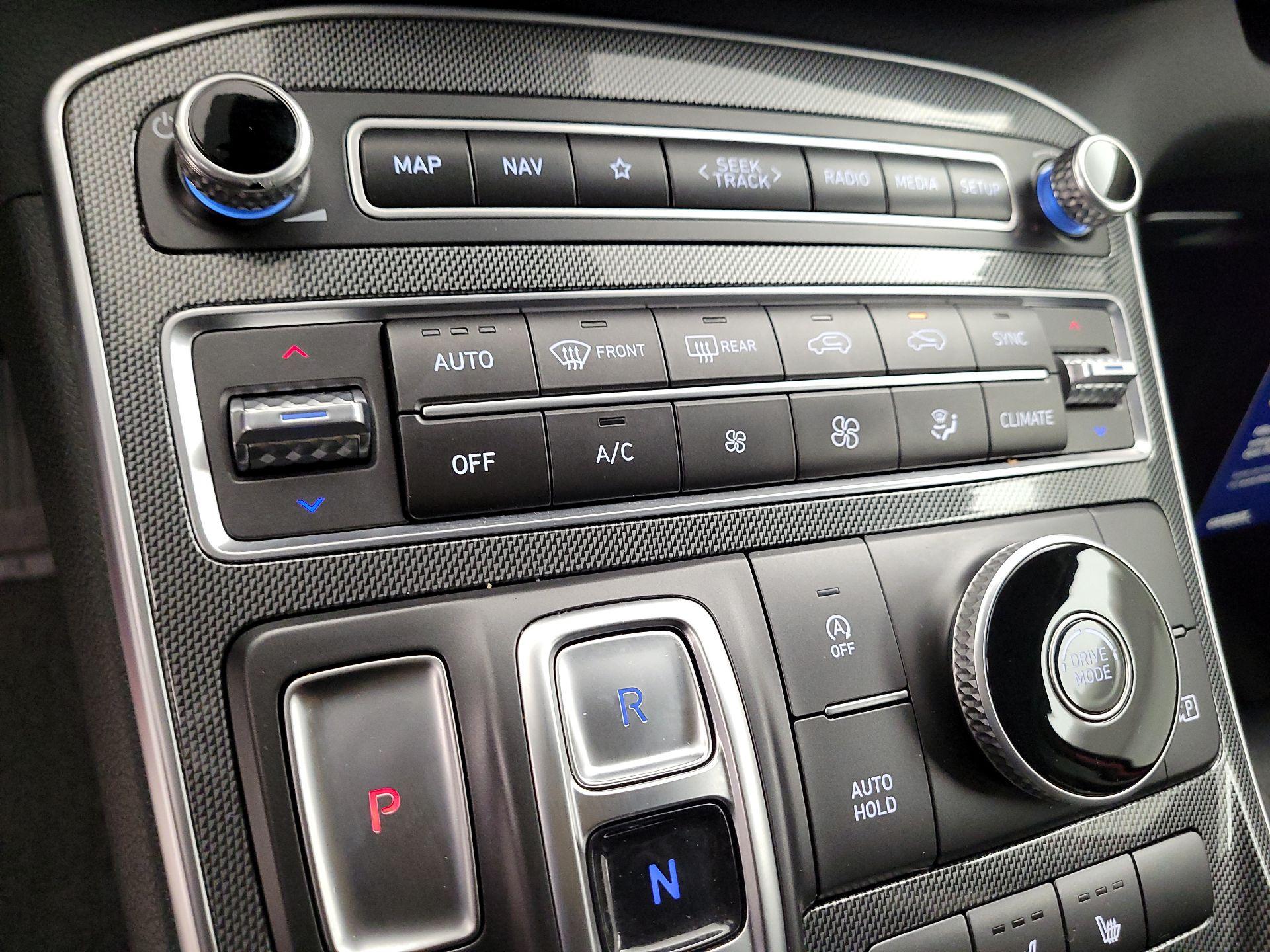 Thumbnail: 2023 Hyundai Santa Fe - 14