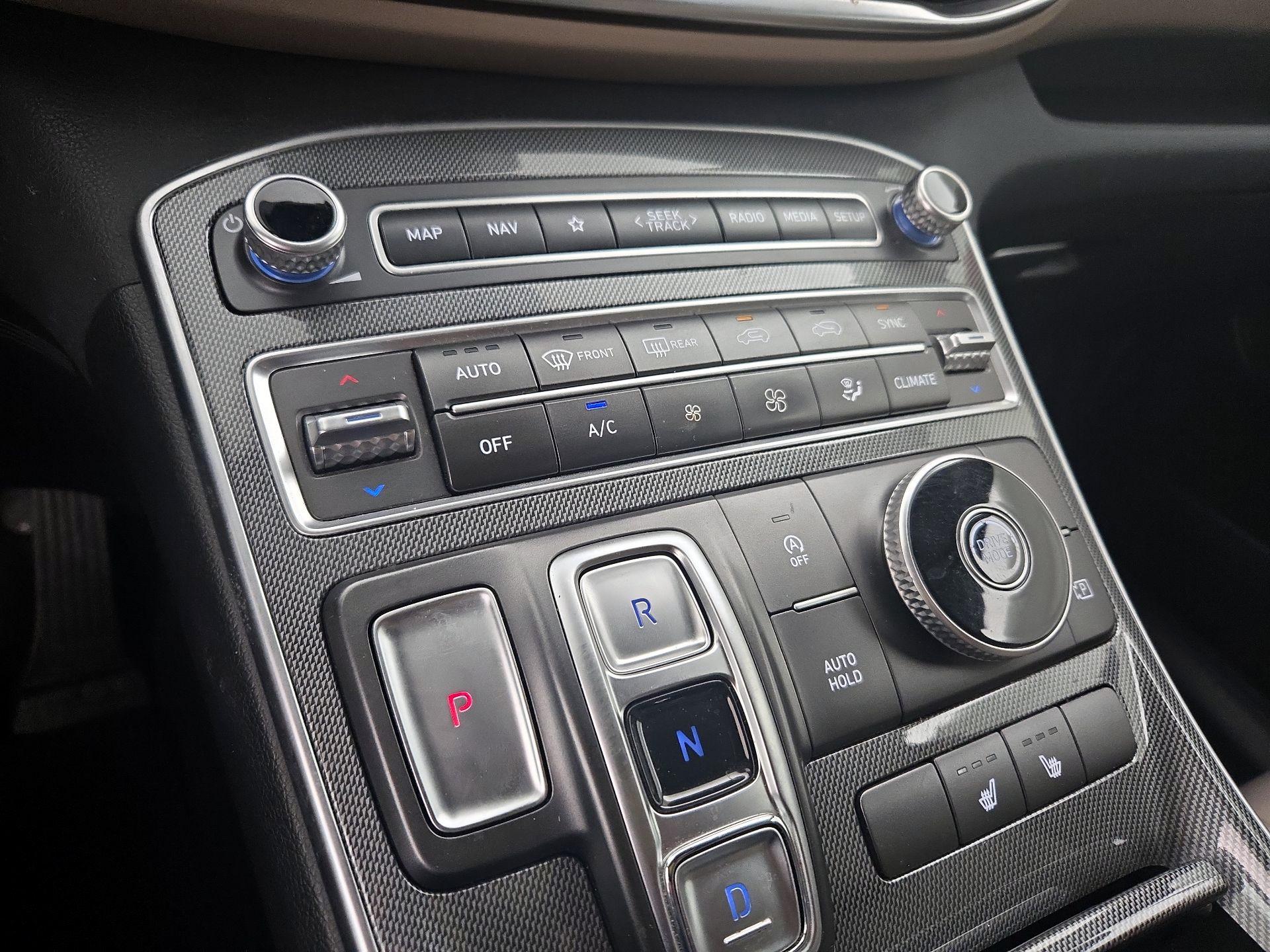 Thumbnail: 2023 Hyundai Santa Fe - 17