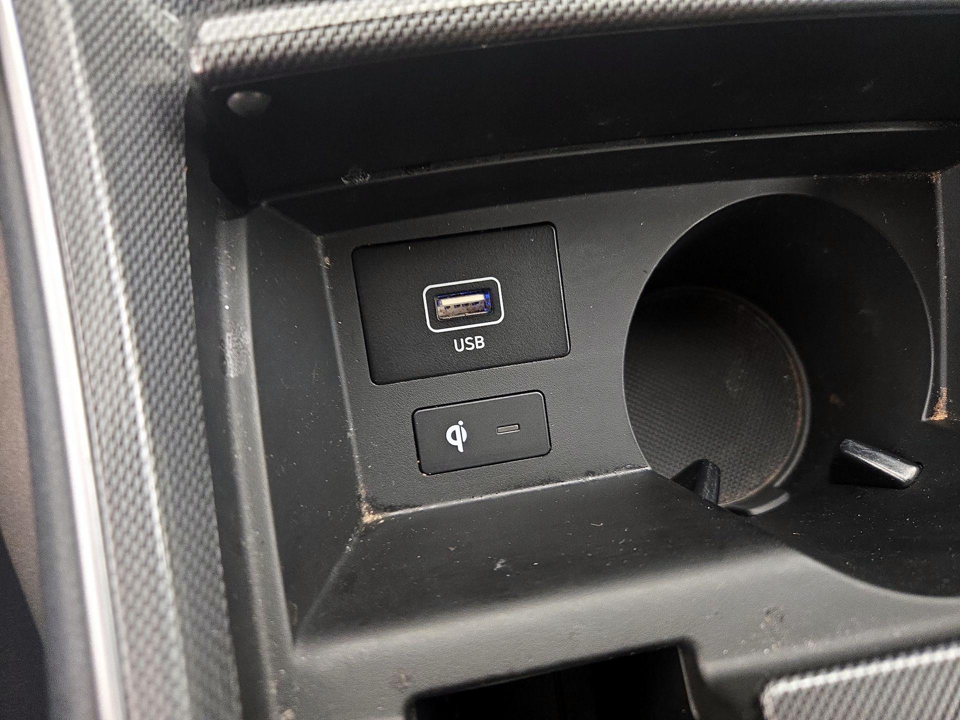 Thumbnail: 2023 Hyundai Santa Fe - 19