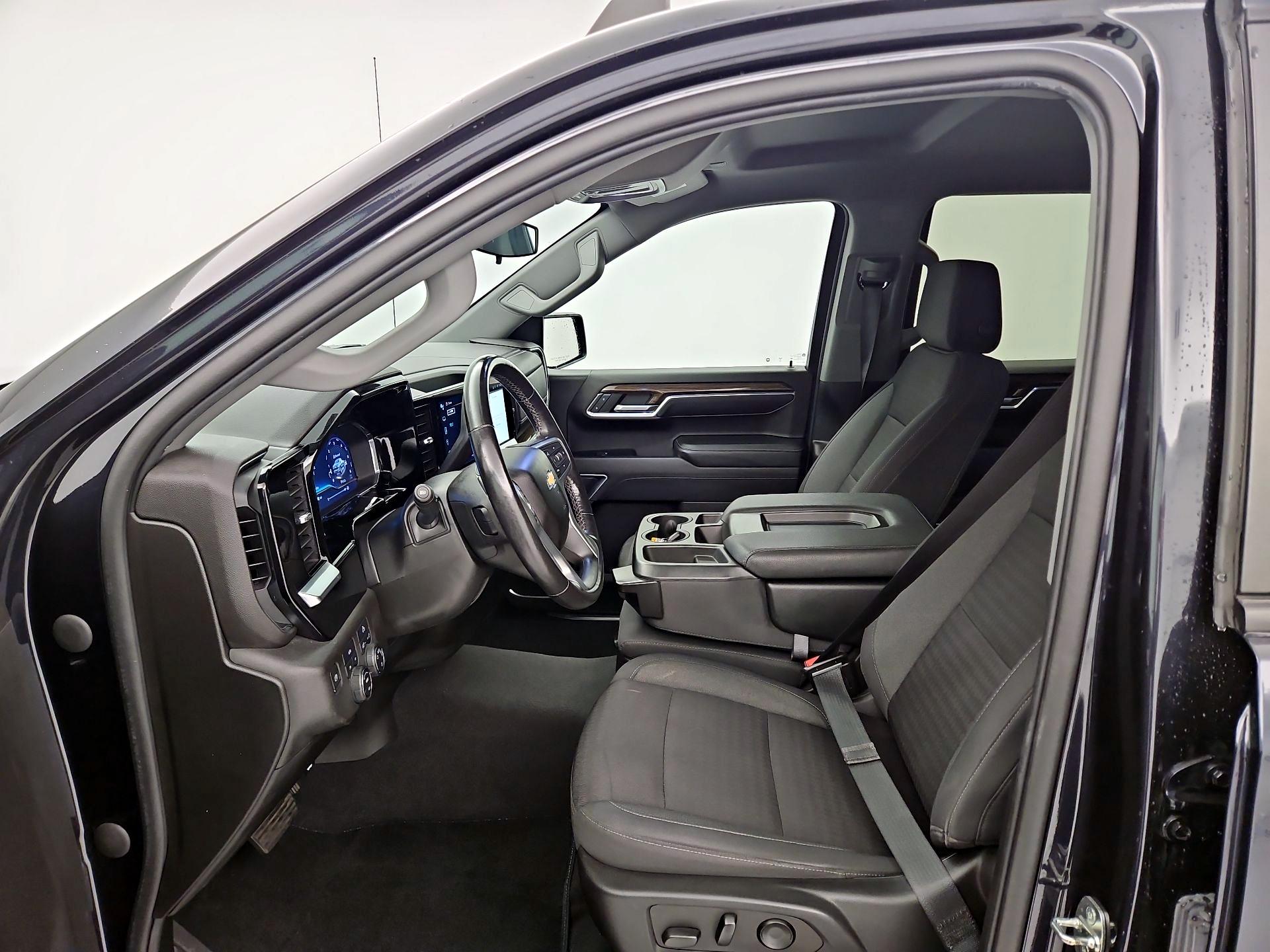 Thumbnail: 2022 Chevrolet Silverado 1500 - 11