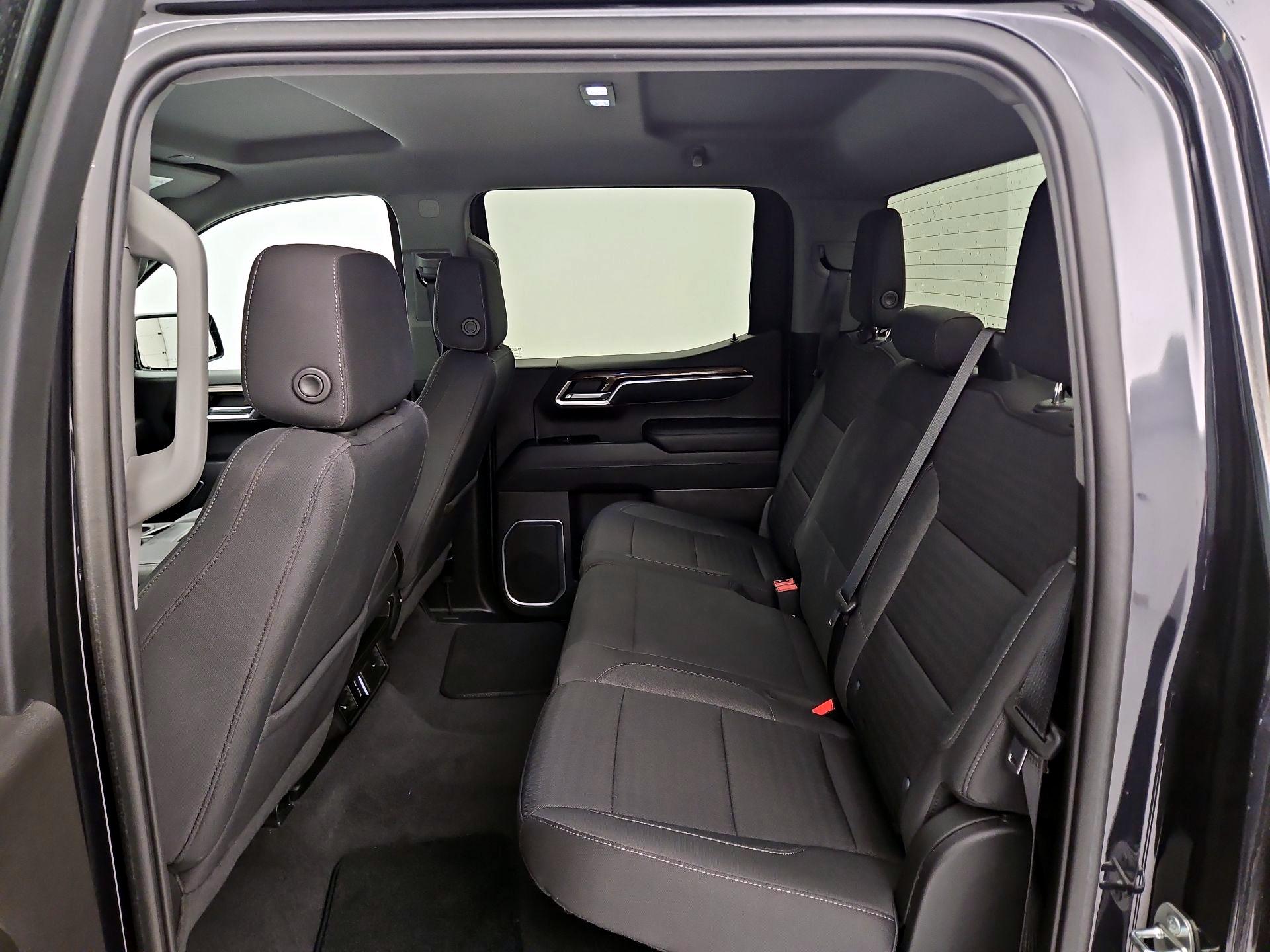 Thumbnail: 2022 Chevrolet Silverado 1500 - 19