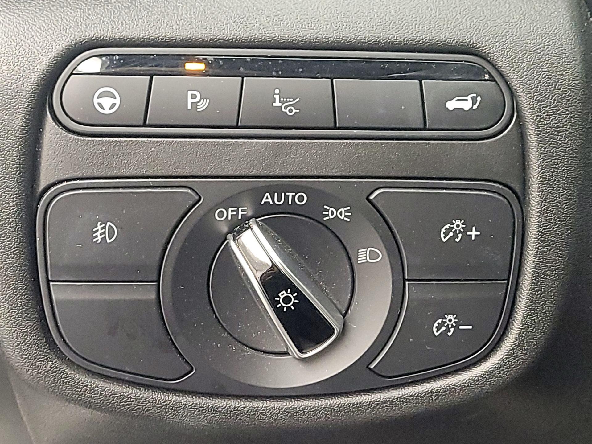 Thumbnail: 2022 INFINITI QX55 - 13