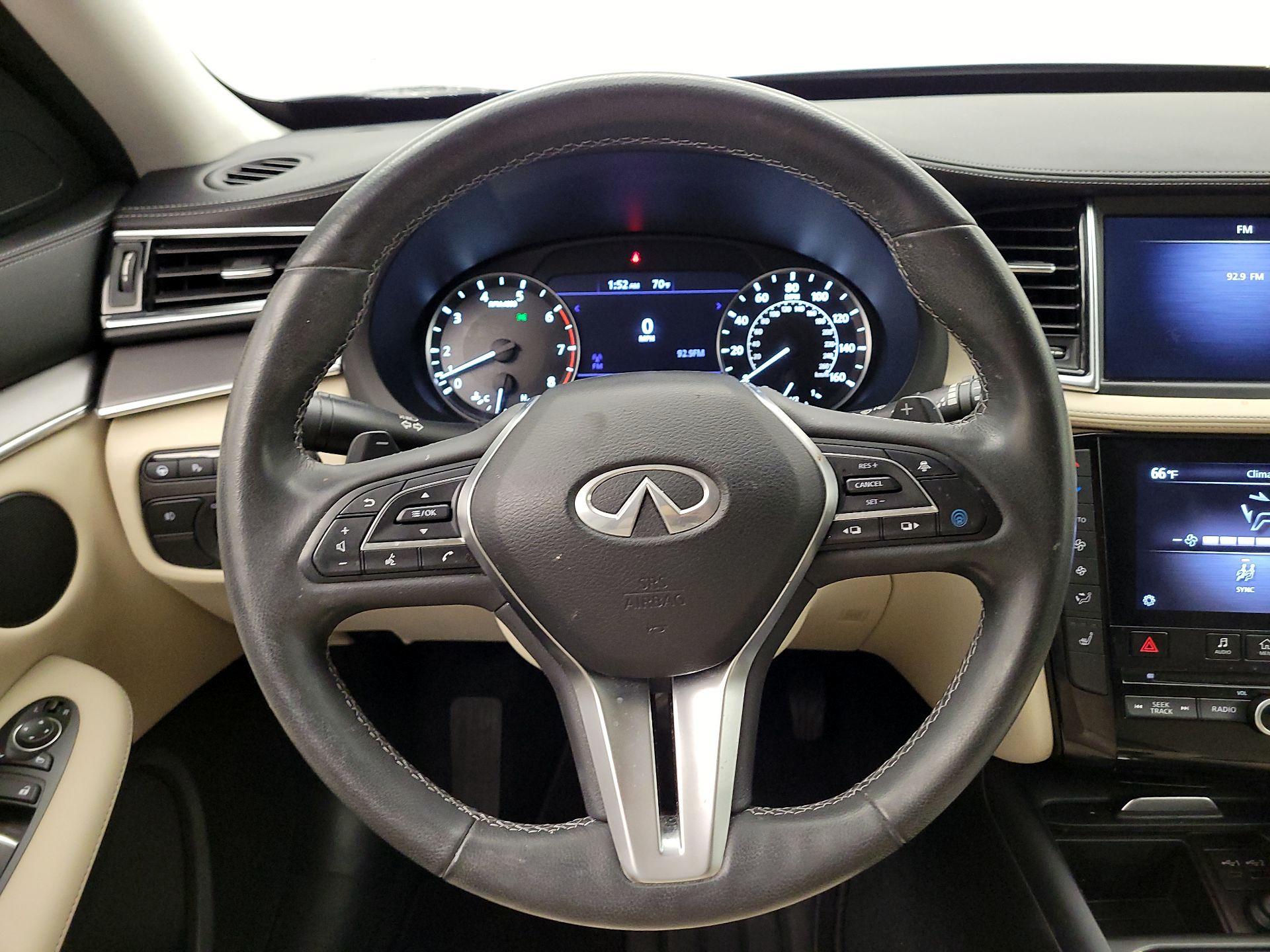 Thumbnail: 2022 INFINITI QX50 - 10