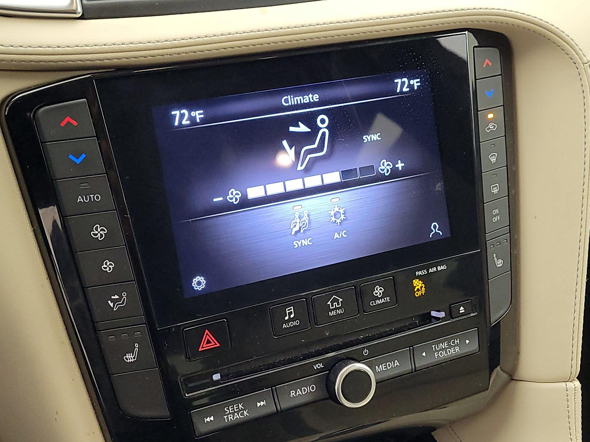 Thumbnail: 2022 INFINITI QX50 - 16