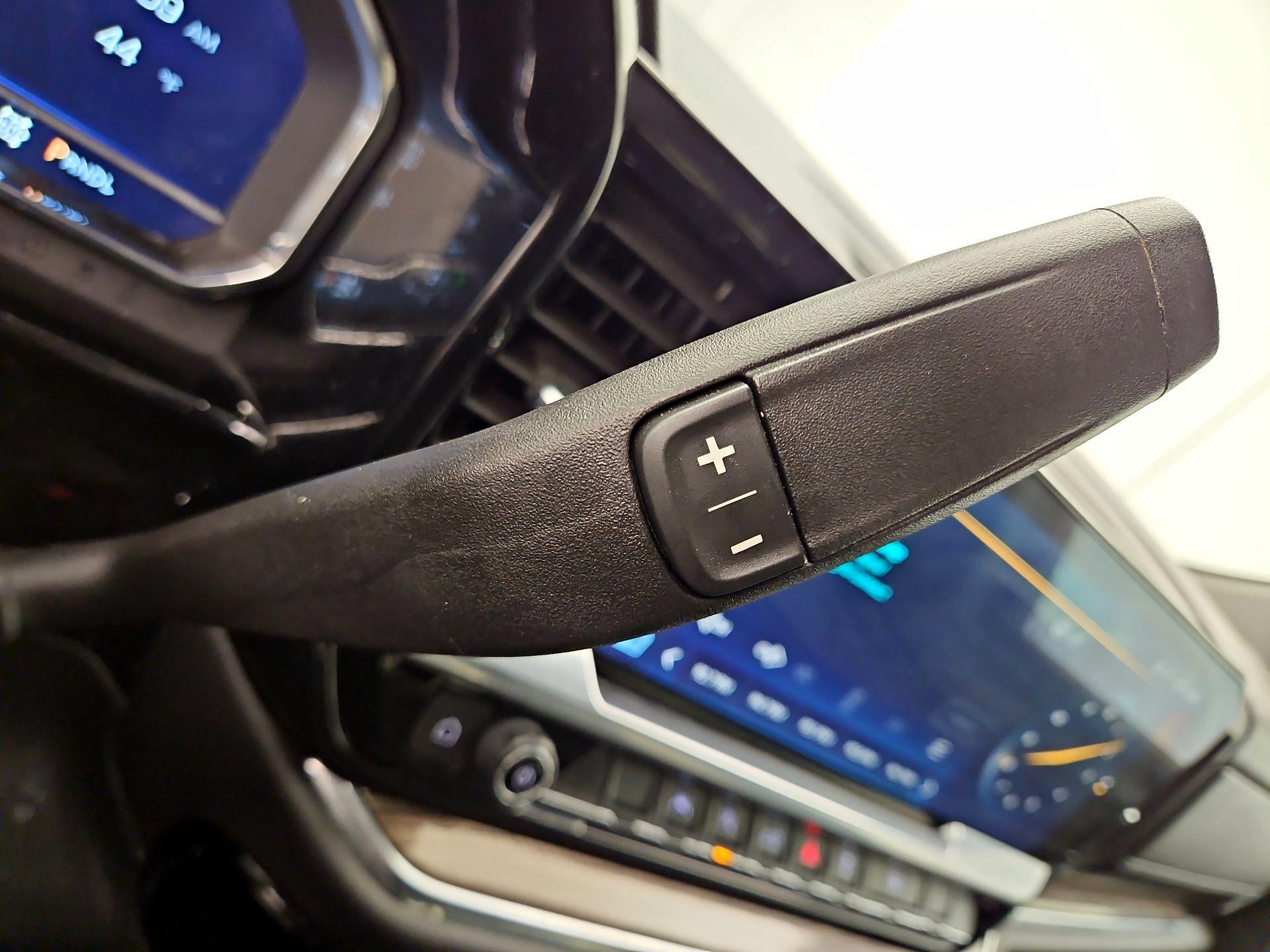 Thumbnail: 2023 Chevrolet Silverado 1500 - 17