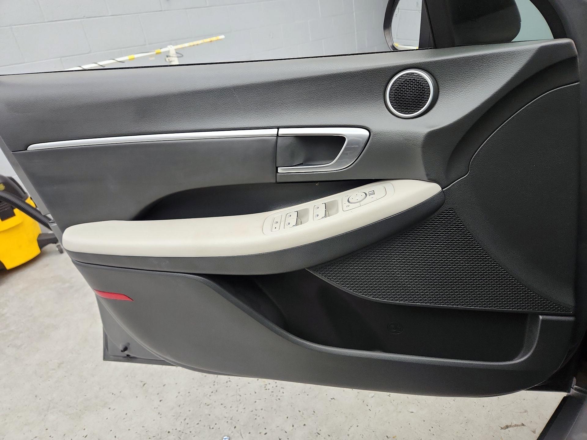 Thumbnail: 2023 Hyundai Sonata - 12