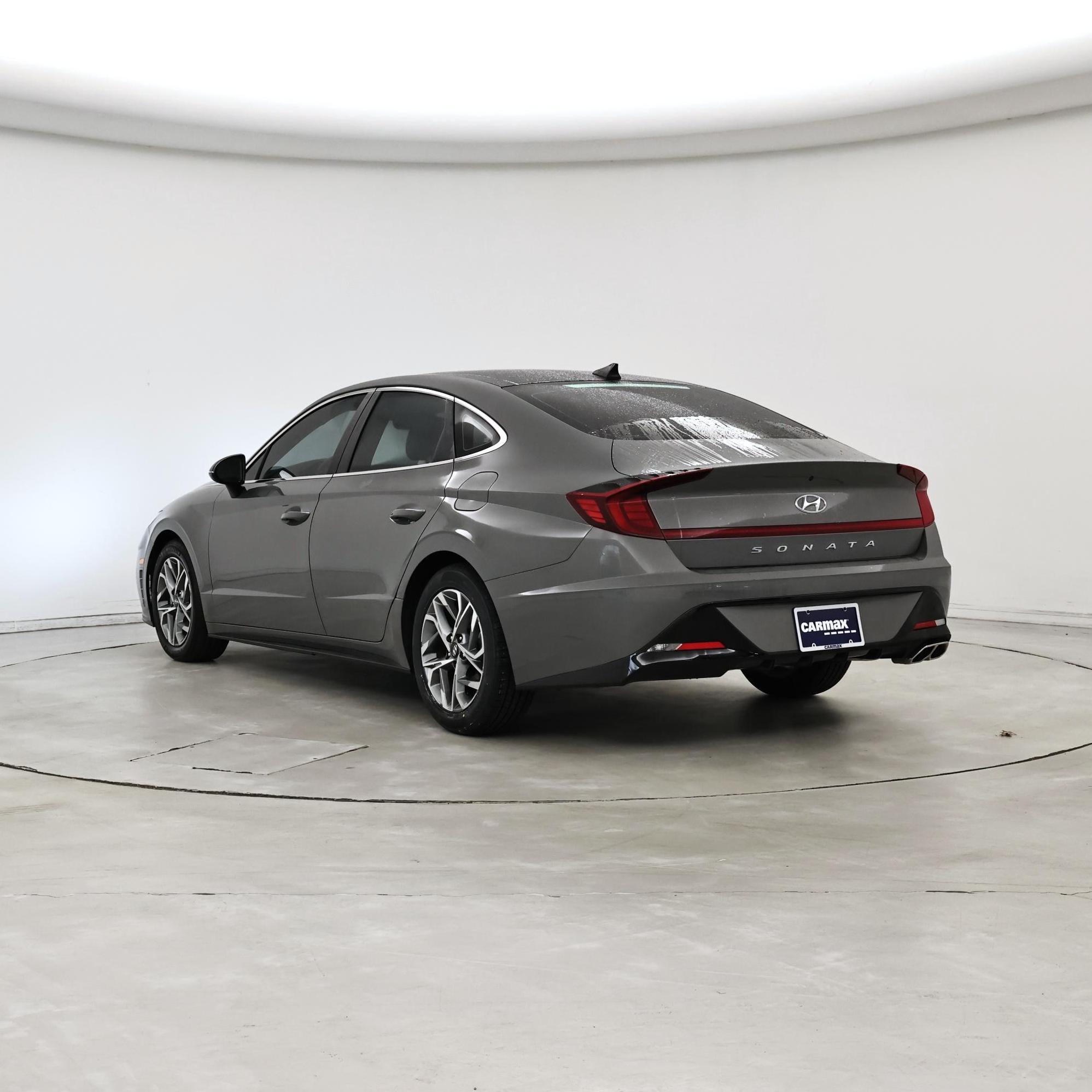 Thumbnail: 2023 Hyundai Sonata - 2