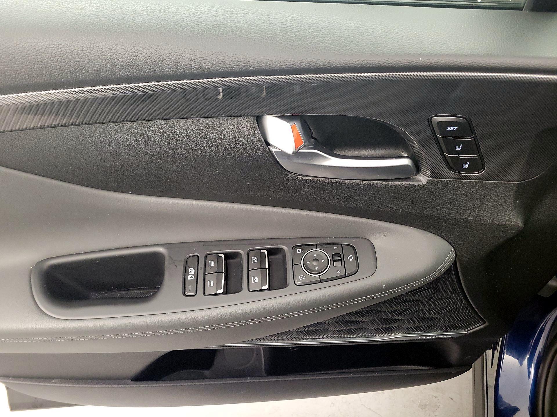 Thumbnail: 2023 Hyundai Santa Fe - 12