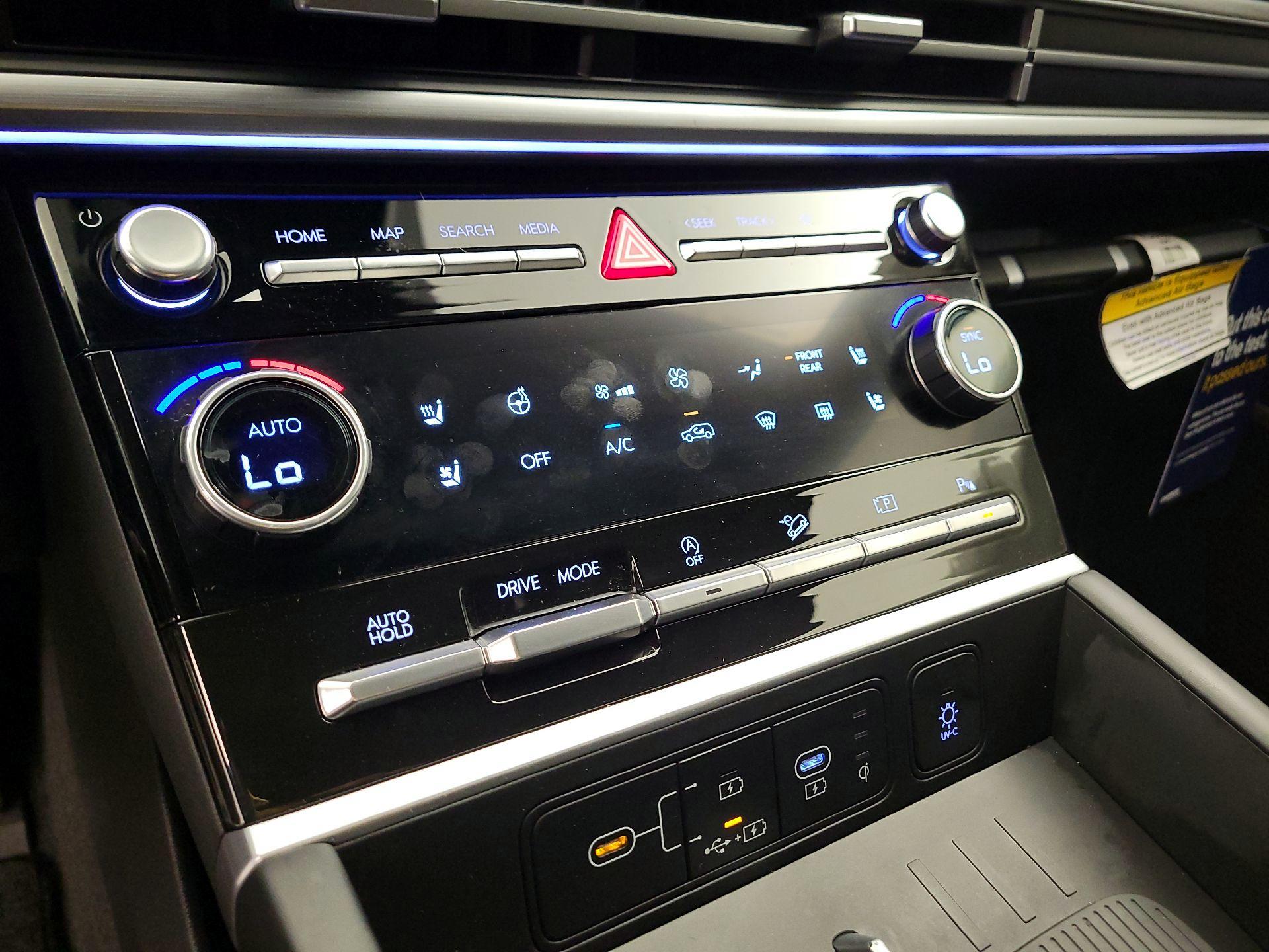 Thumbnail: 2024 Hyundai Santa Fe - 14