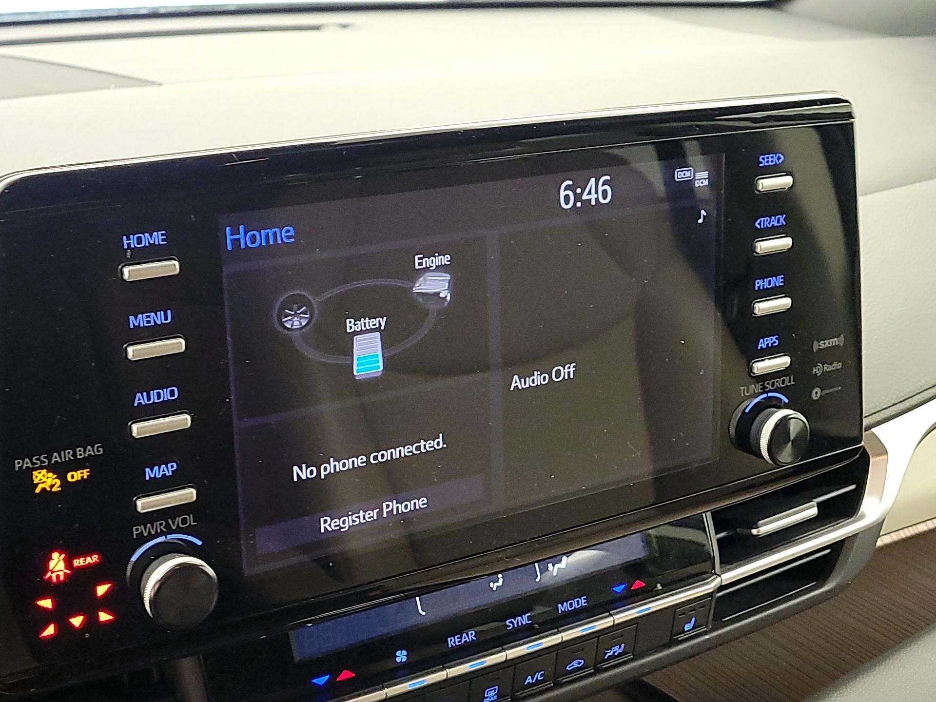 Thumbnail: 2022 Toyota Sienna - 15