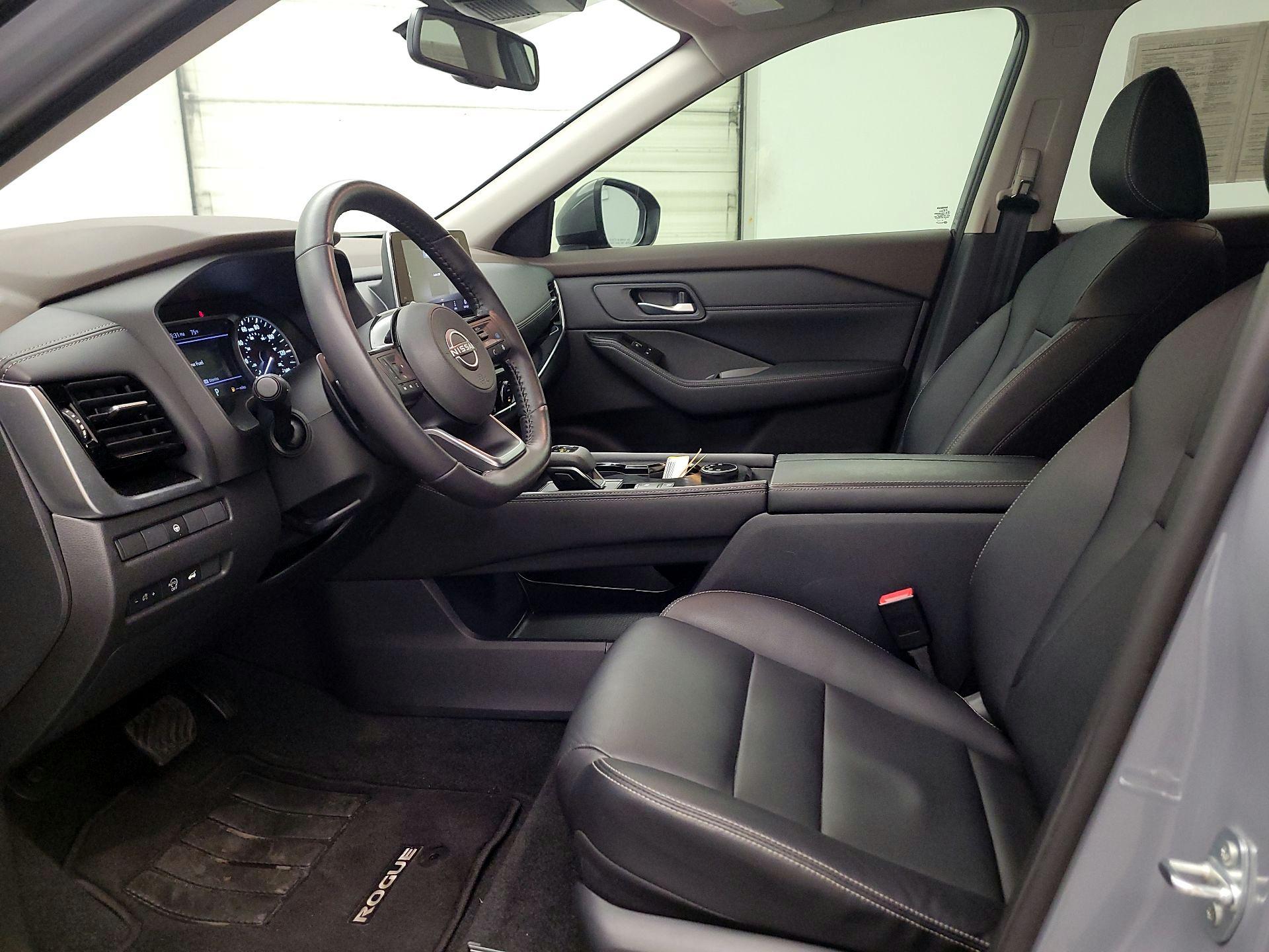 Thumbnail: 2023 Nissan Rogue - 11