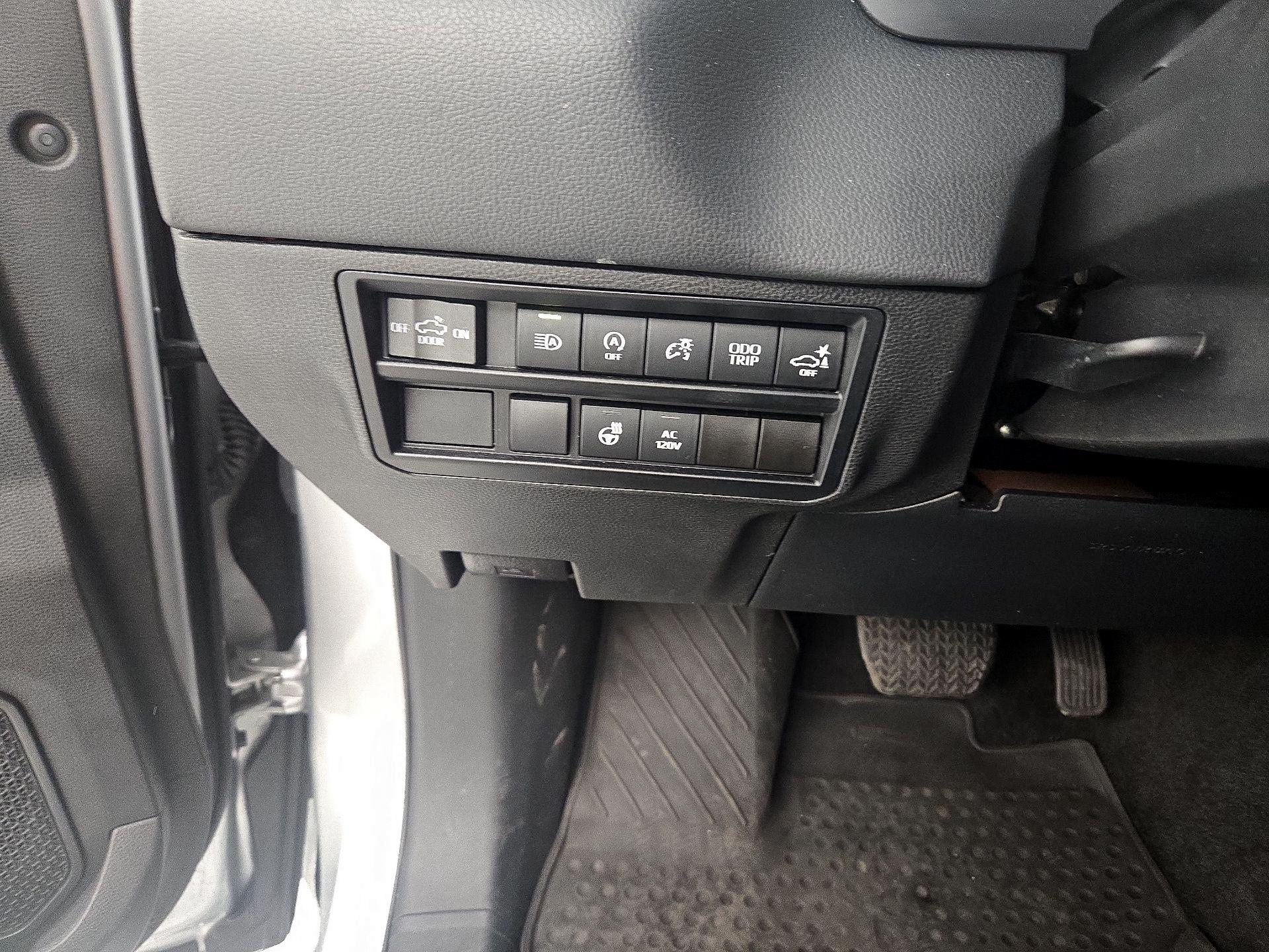 Thumbnail: 2022 Toyota Tundra - 13