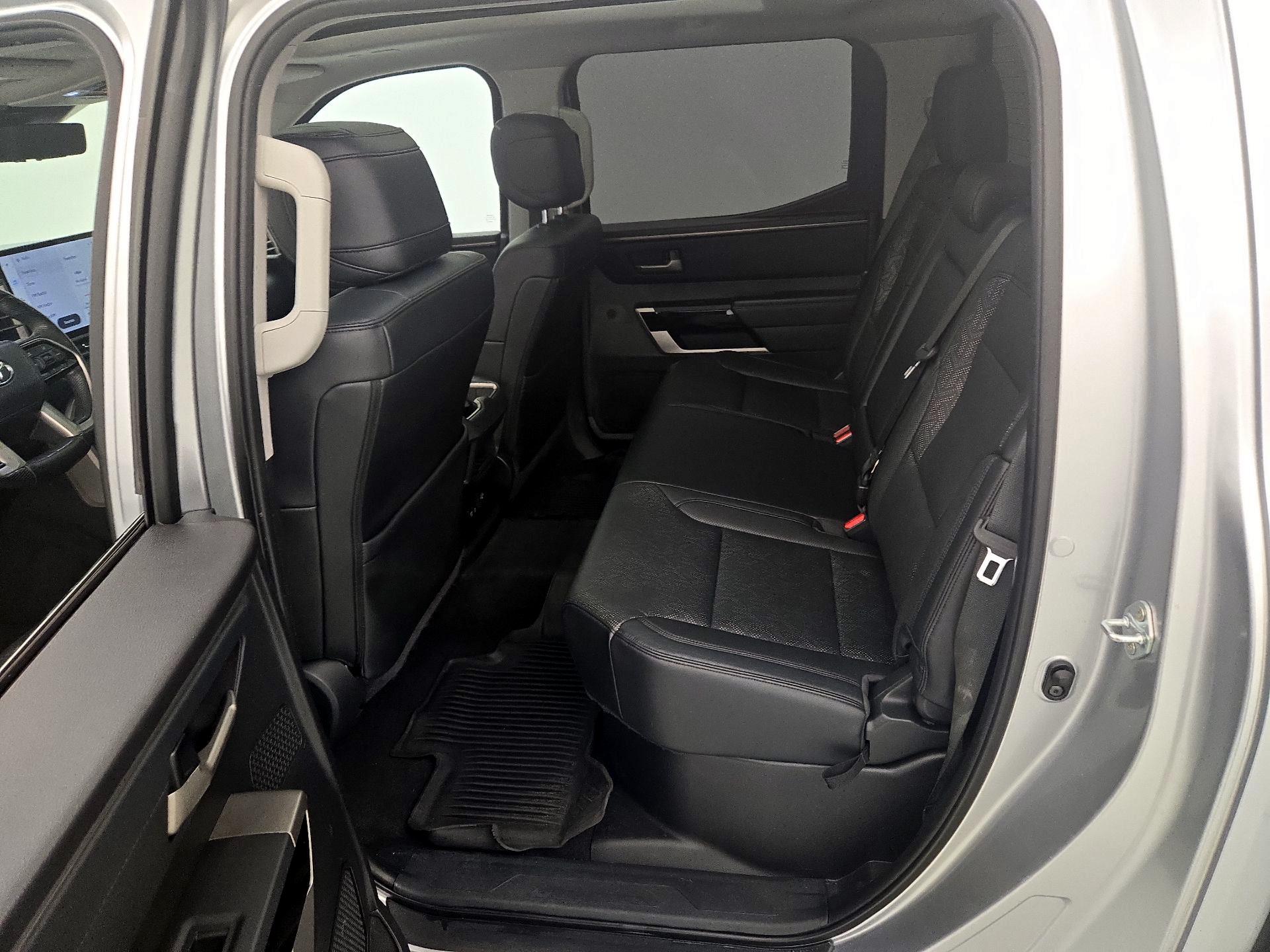 Thumbnail: 2022 Toyota Tundra - 20