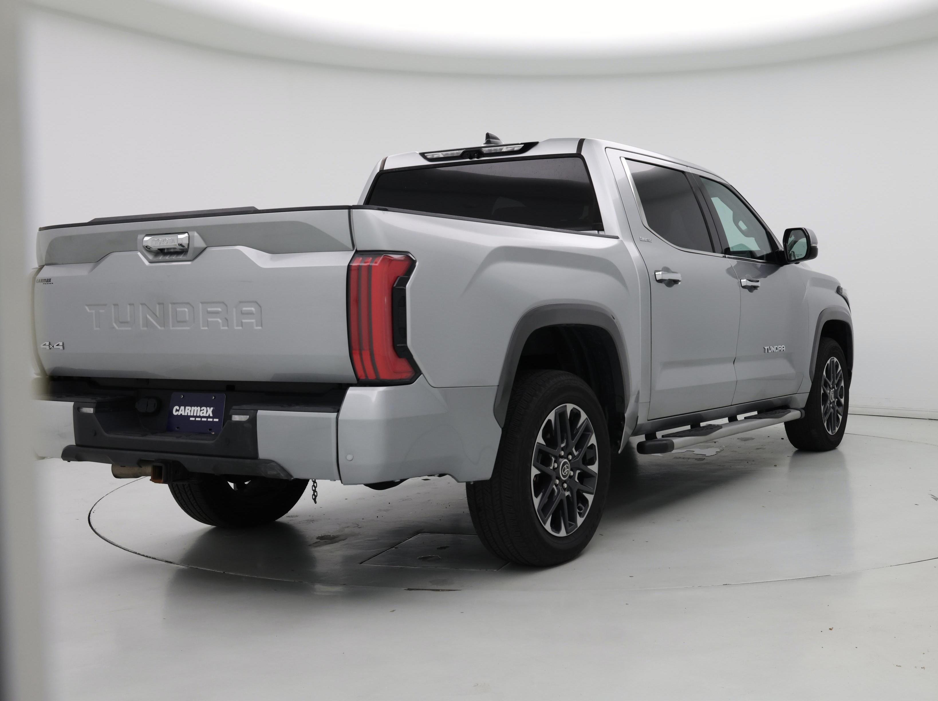 Thumbnail: 2022 Toyota Tundra - 8