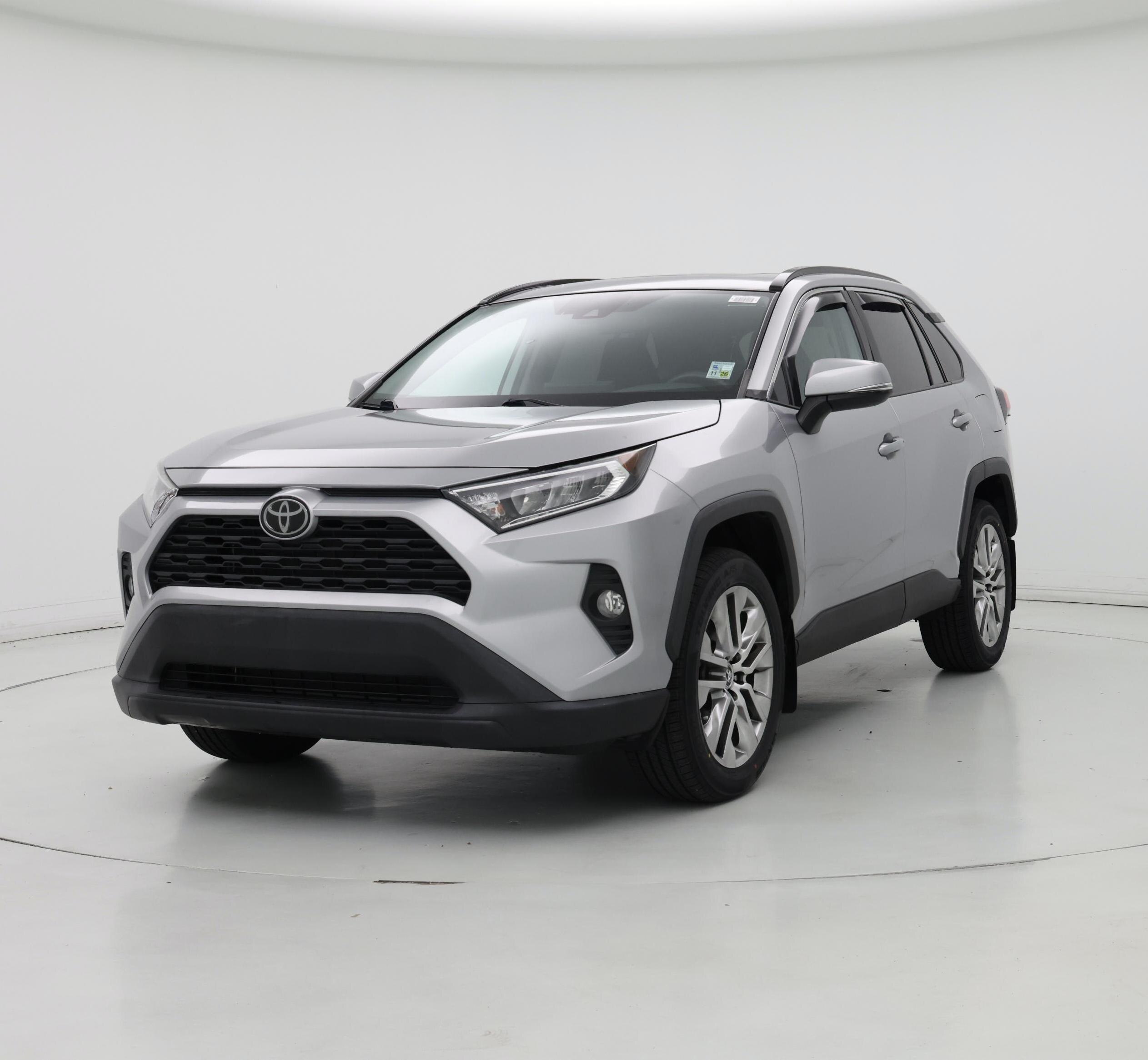 Thumbnail: 2020 Toyota RAV4 - 4