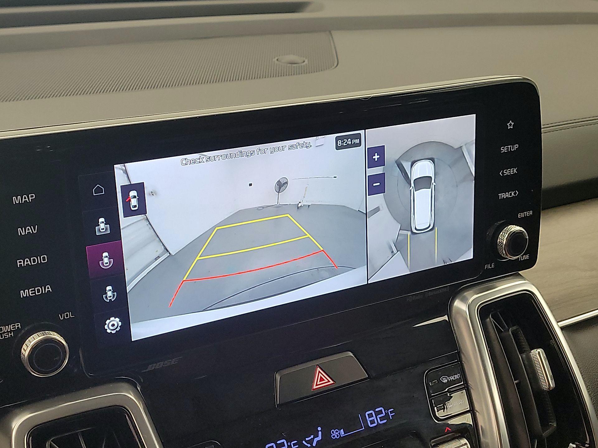 Thumbnail: 2023 Kia Sorento - 14