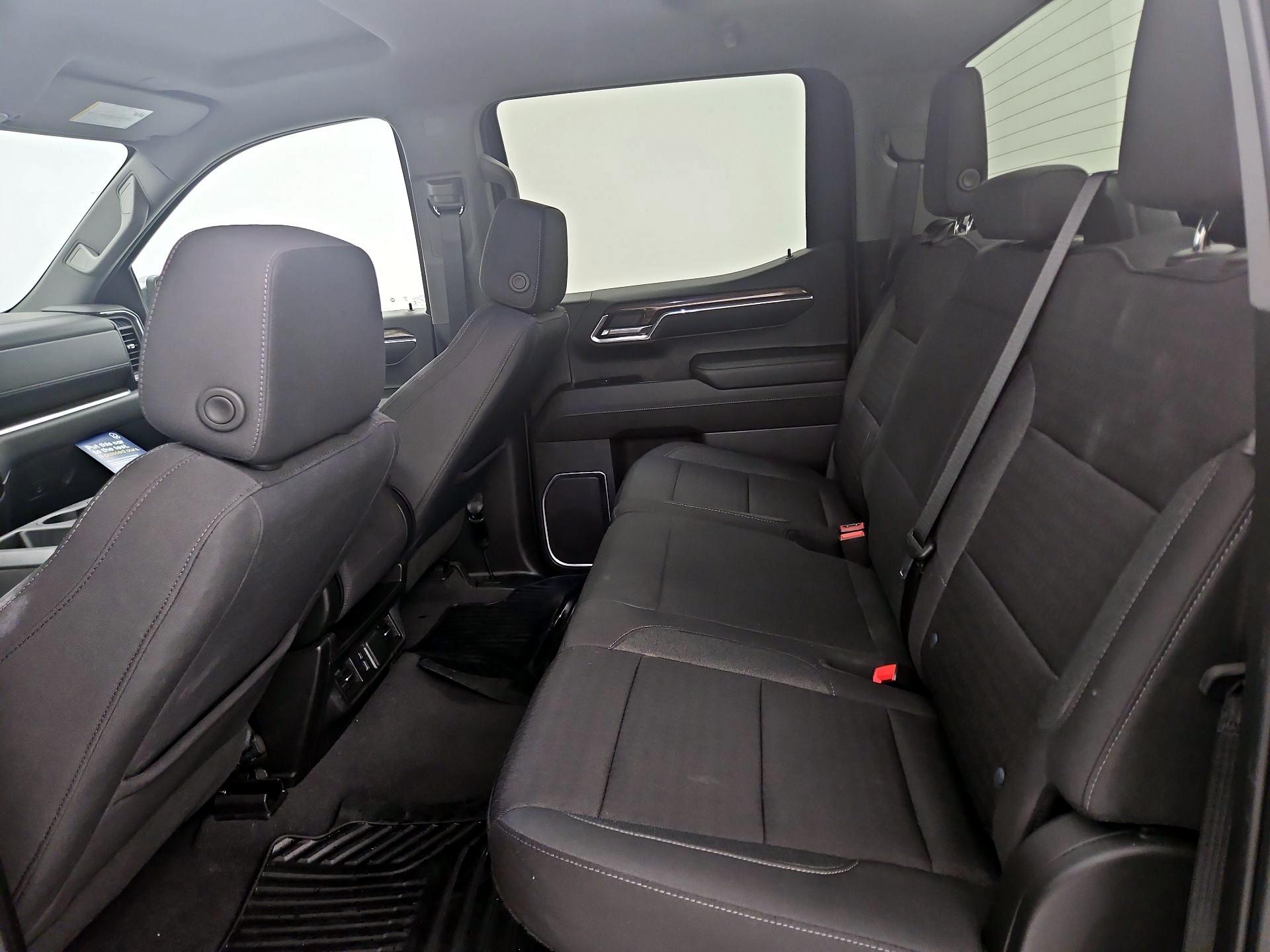 Thumbnail: 2023 Chevrolet Silverado 1500 - 19