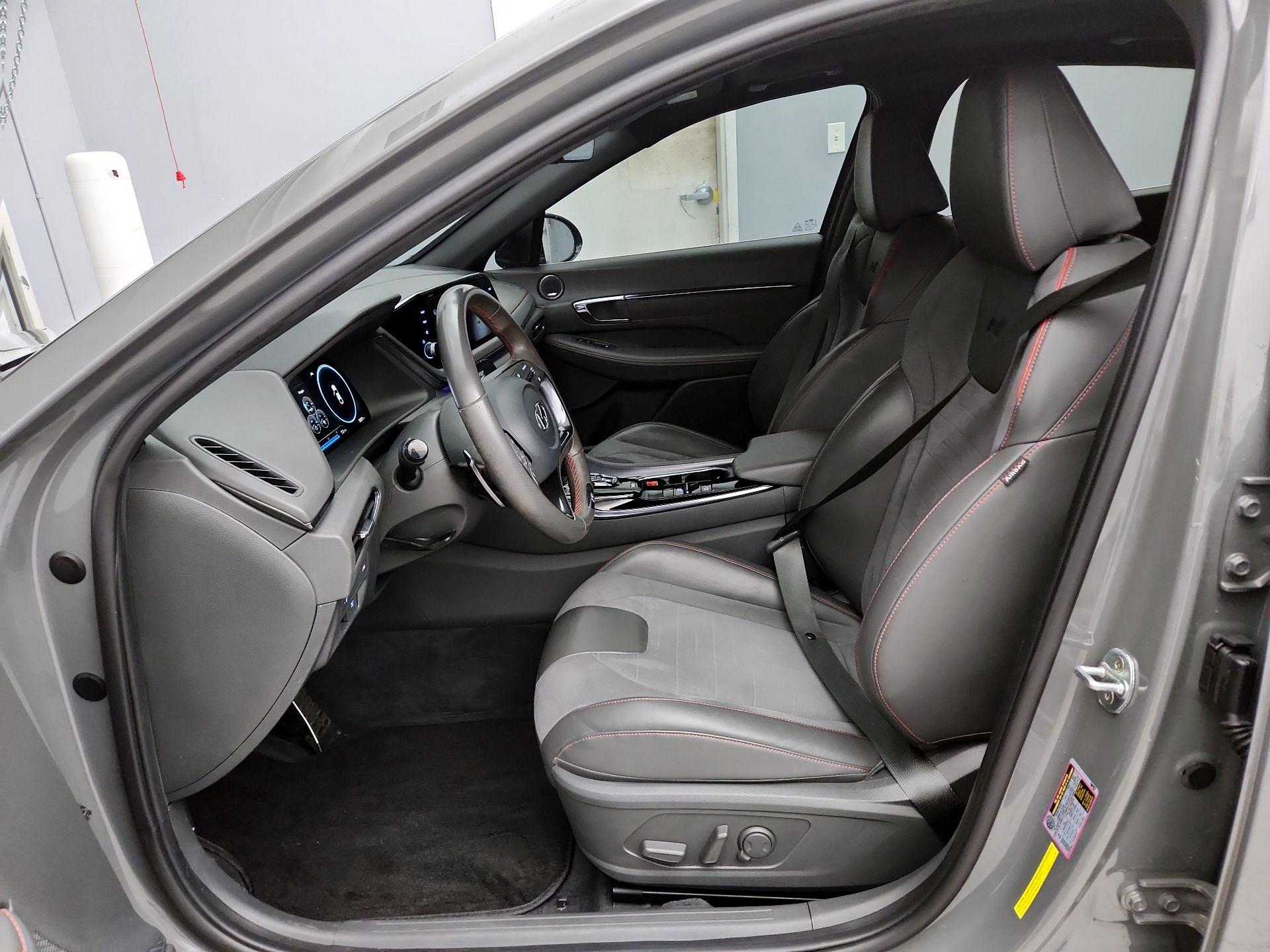 Thumbnail: 2022 Hyundai Sonata - 11