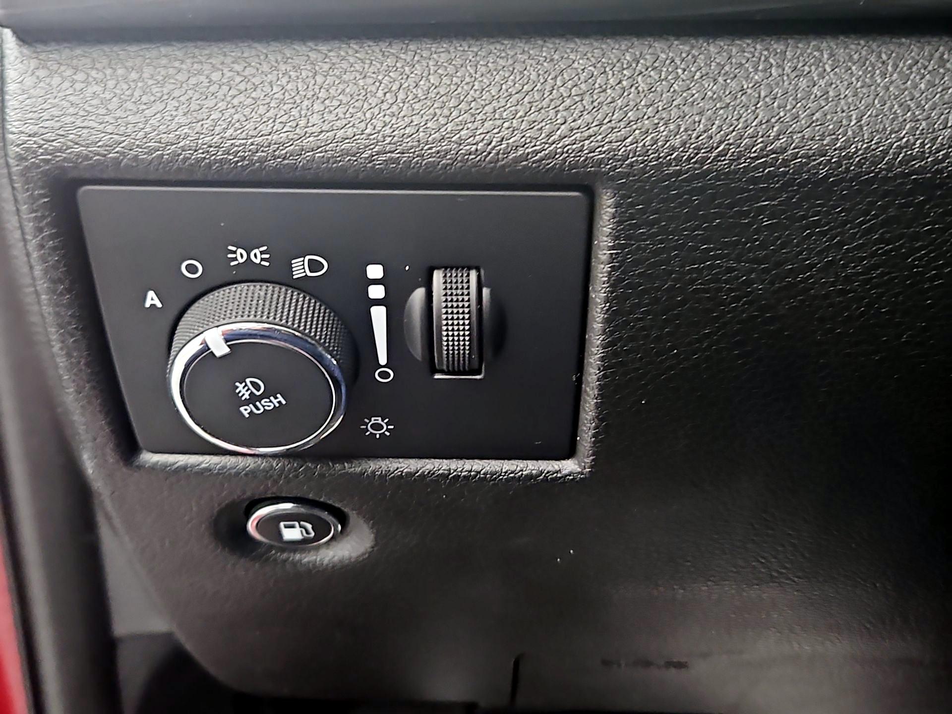 Thumbnail: 2022 Jeep Grand Cherokee - 13