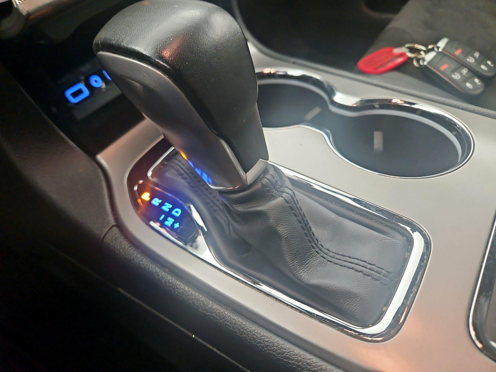 Thumbnail: 2022 Jeep Grand Cherokee - 16