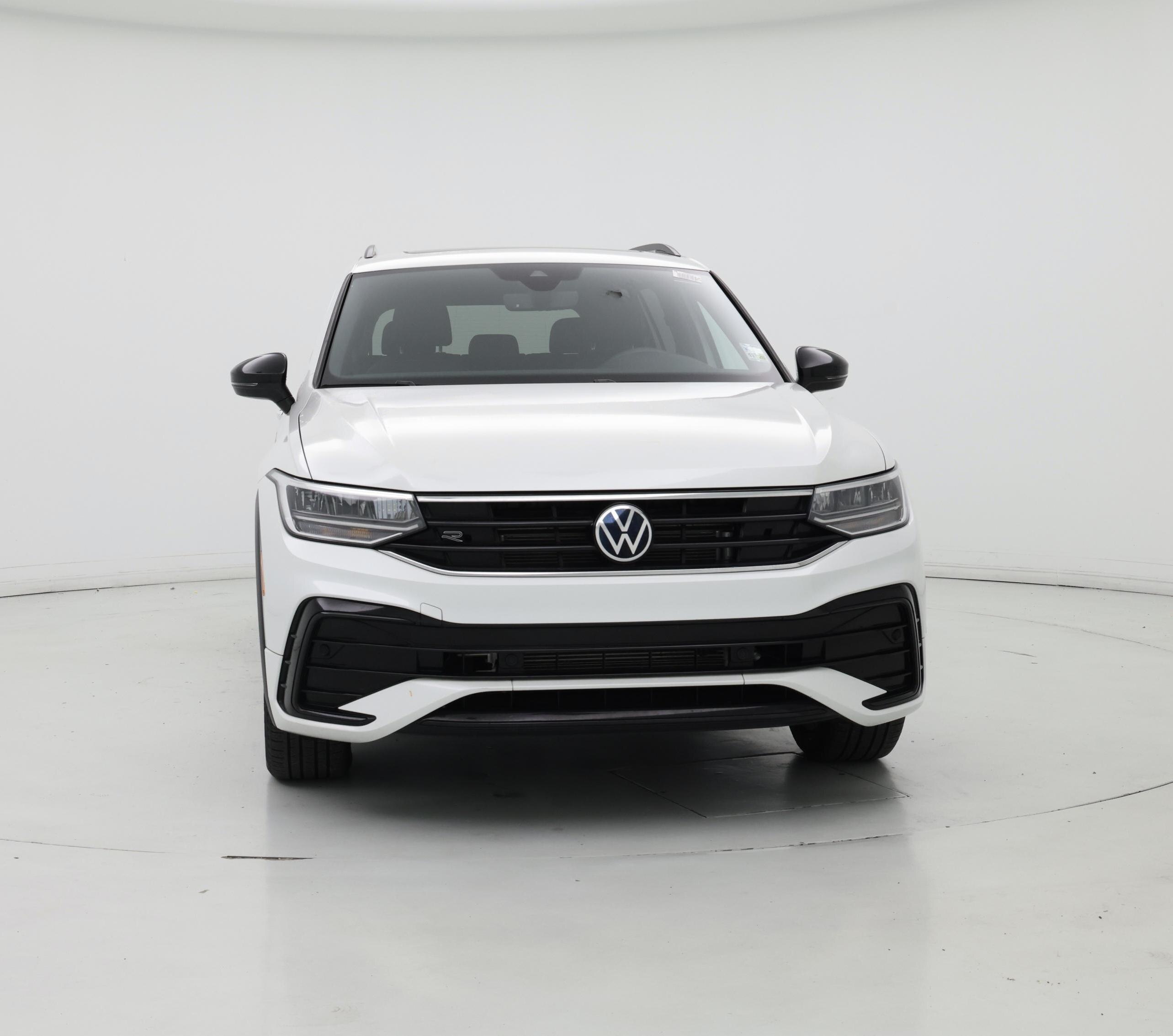 Thumbnail: 2022 Volkswagen Tiguan - 5