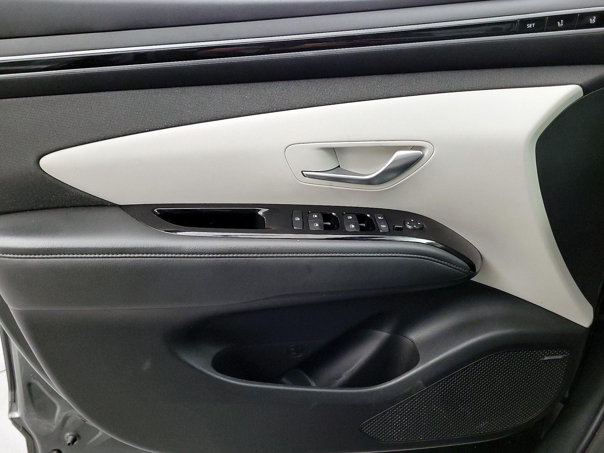 Thumbnail: 2022 Hyundai Tucson - 12