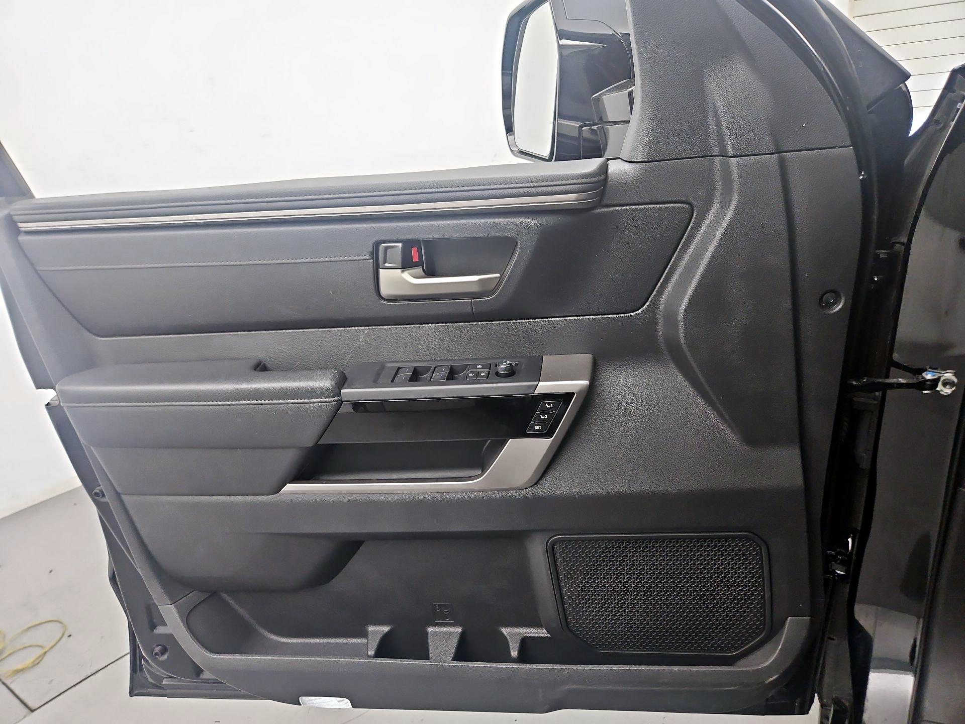 Thumbnail: 2024 Toyota Tundra - 12