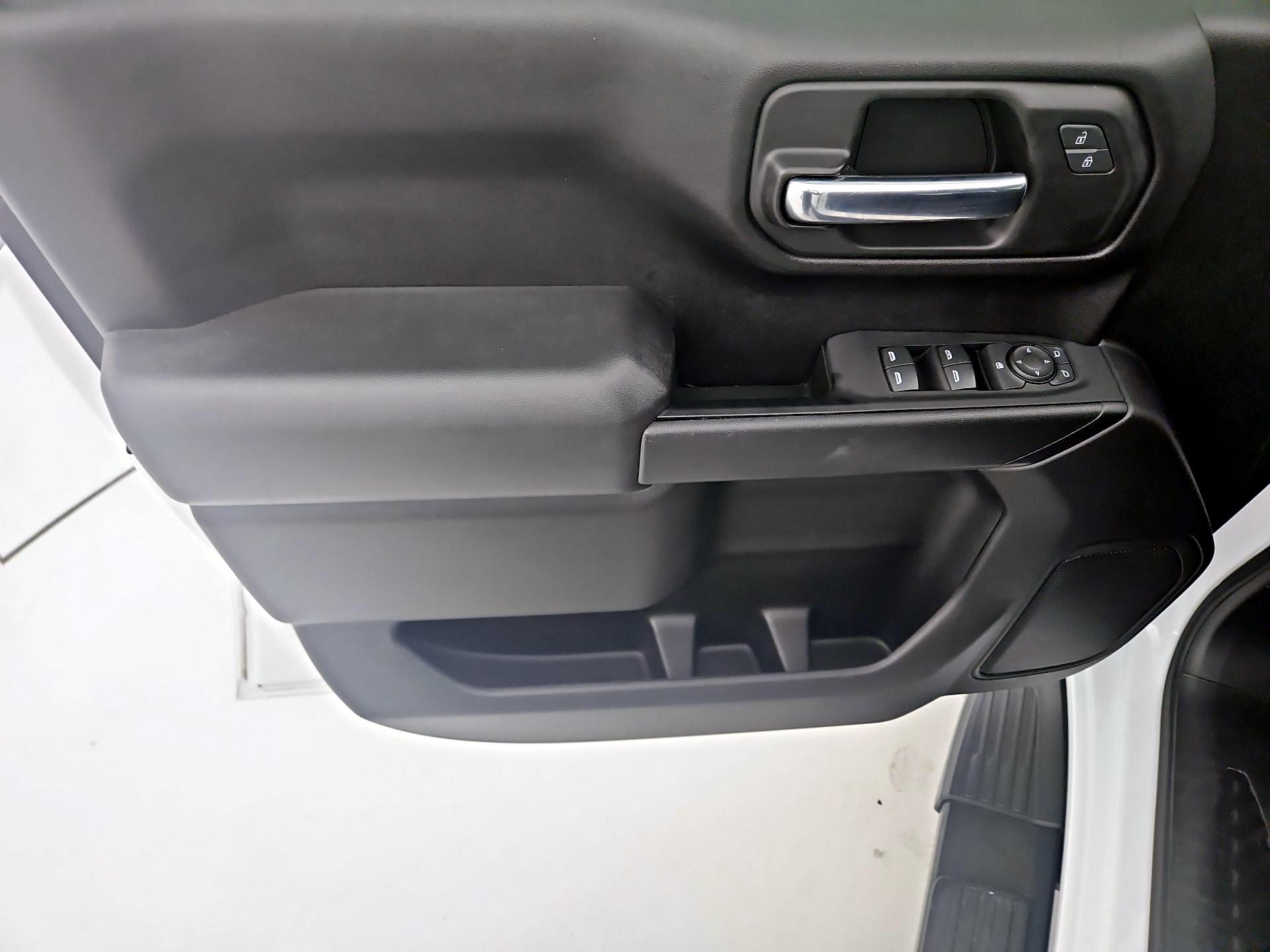 Thumbnail: 2022 Chevrolet Silverado 1500 - 12