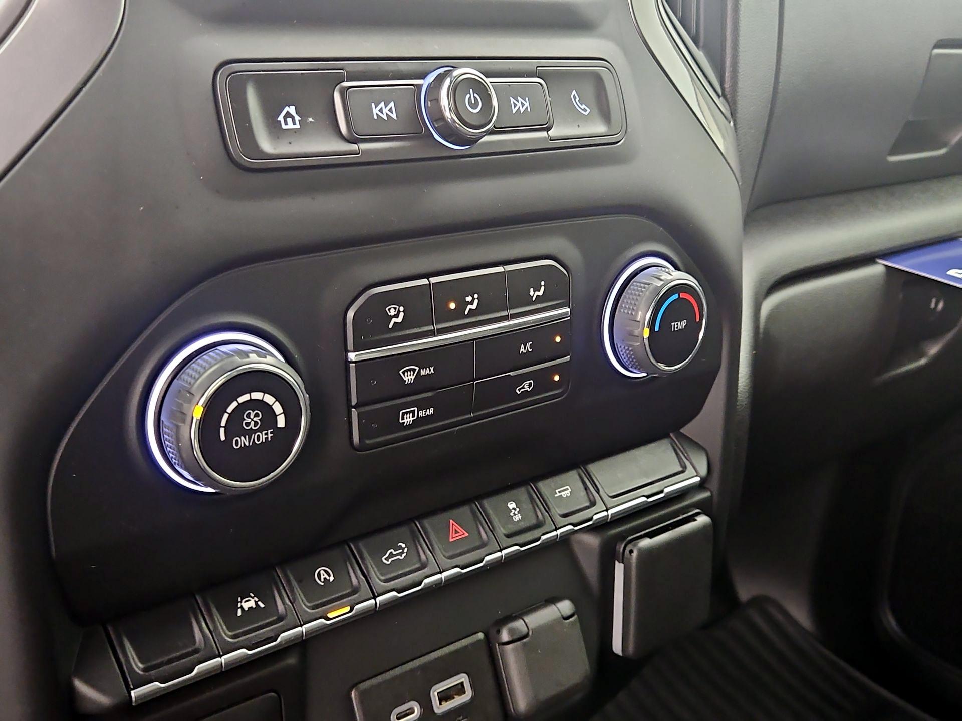 Thumbnail: 2022 Chevrolet Silverado 1500 - 16