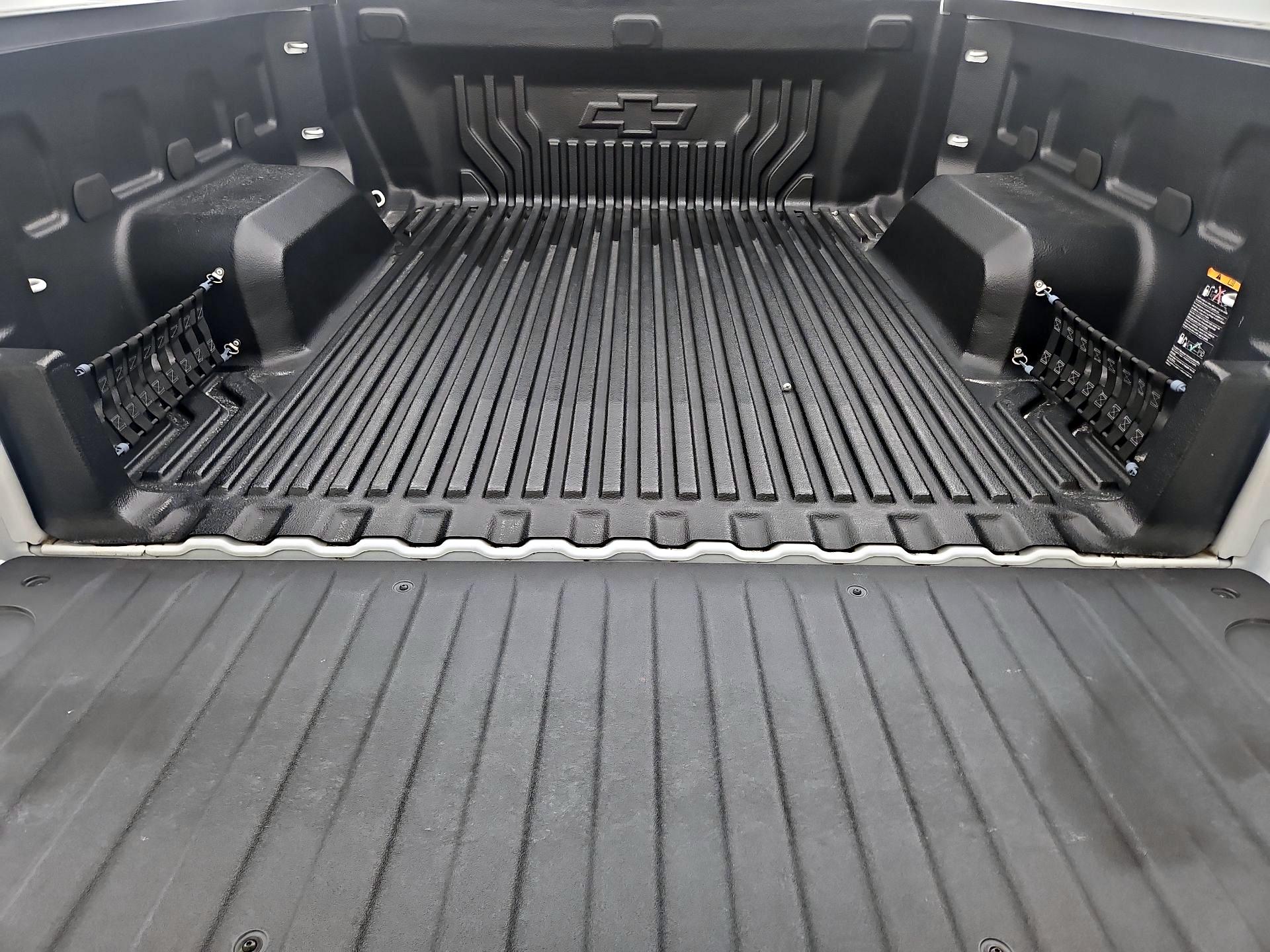 Thumbnail: 2022 Chevrolet Silverado 1500 - 20