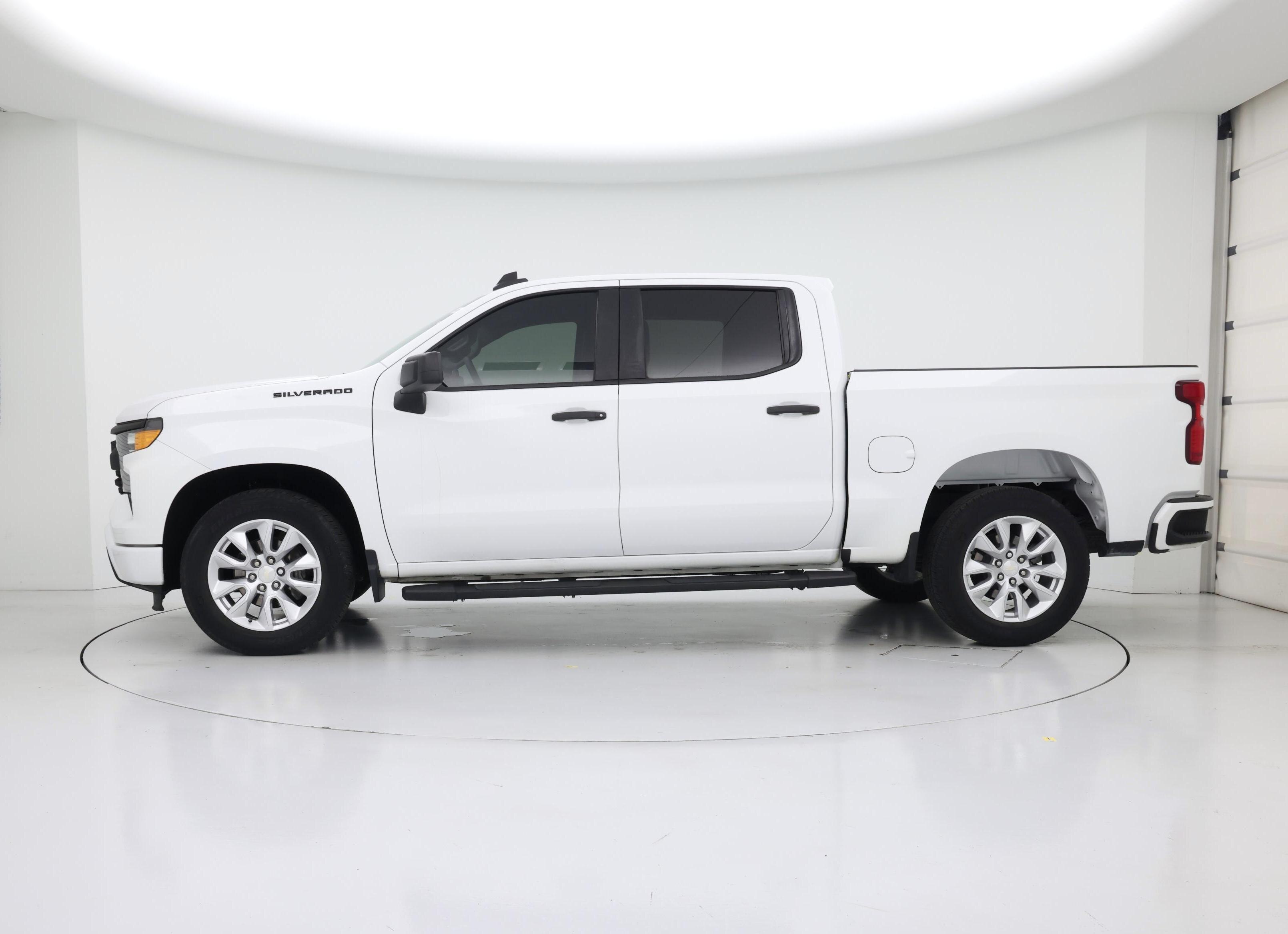 Thumbnail: 2022 Chevrolet Silverado 1500 - 3