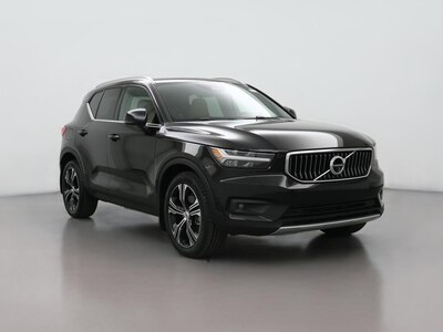 Black 2020 Volvo XC40 T4 Inscription