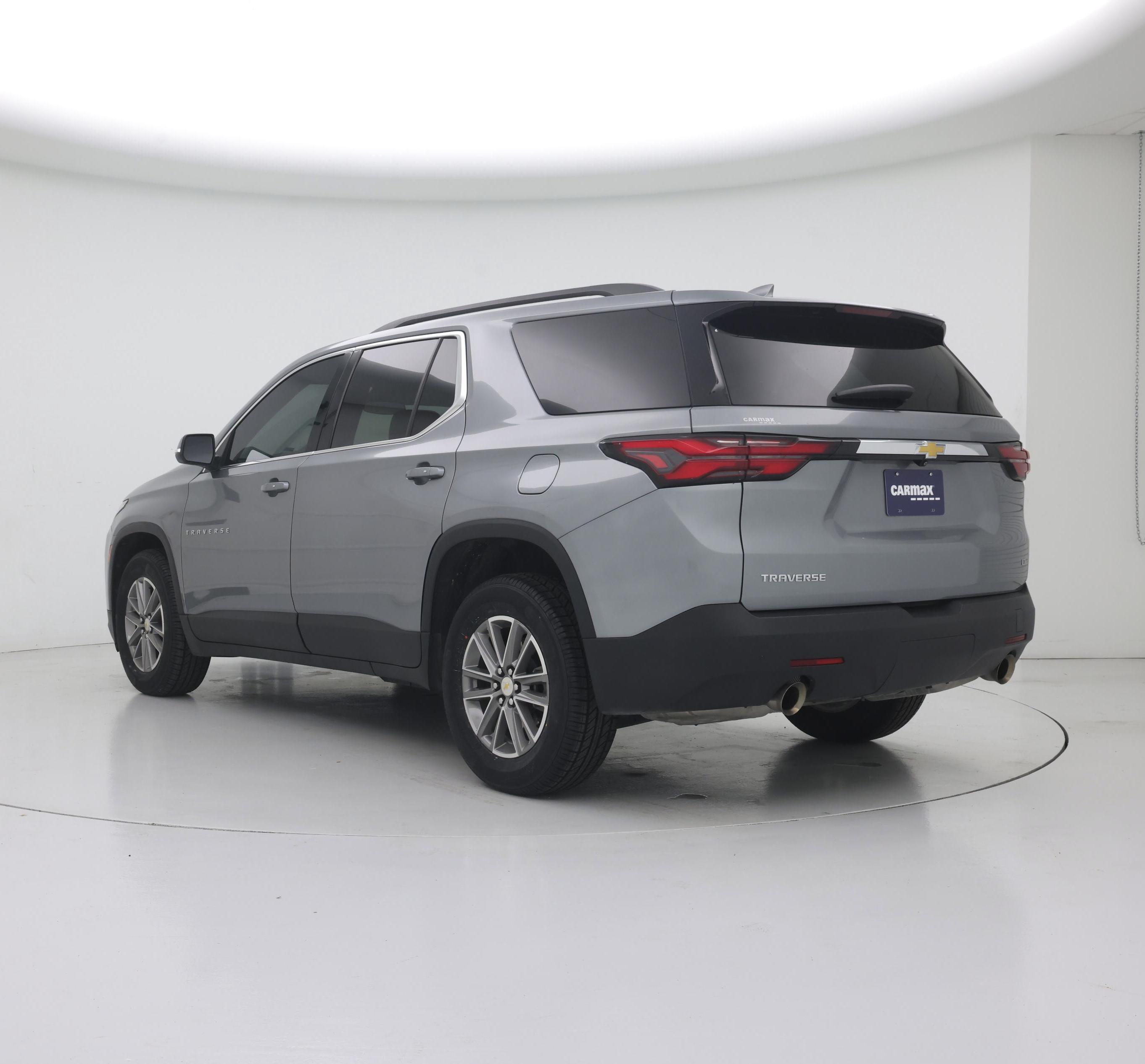 Thumbnail: 2023 Chevrolet Traverse - 2