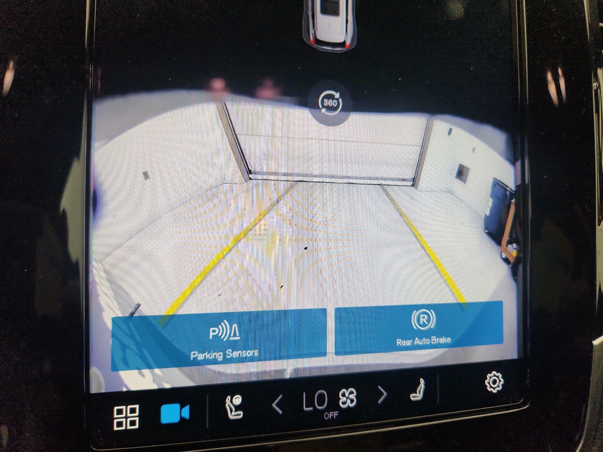 Thumbnail: 2024 Volvo XC90 - 14