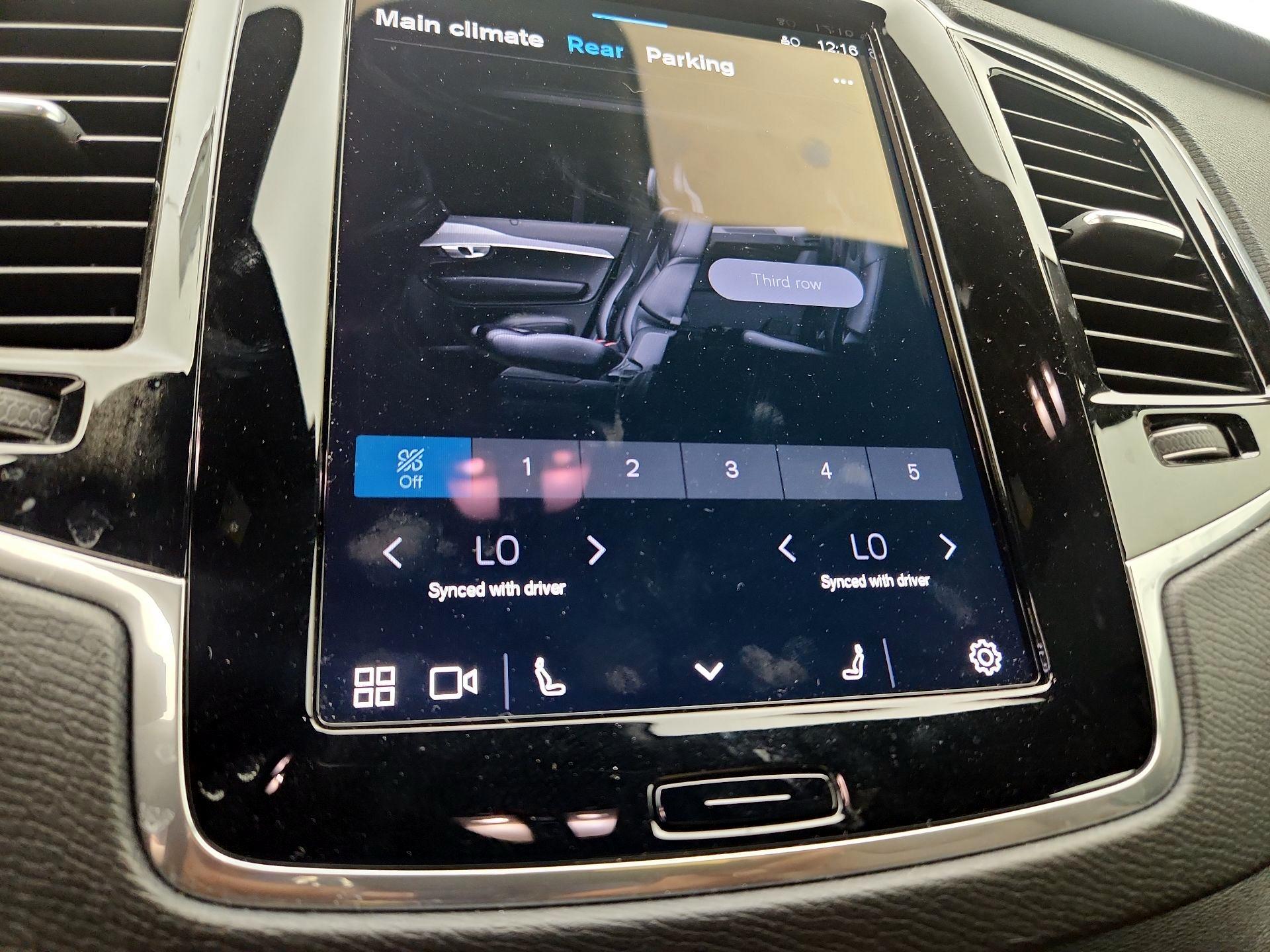 Thumbnail: 2024 Volvo XC90 - 16