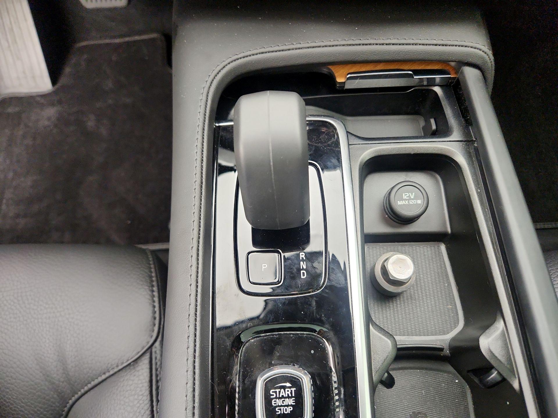 Thumbnail: 2024 Volvo XC90 - 17