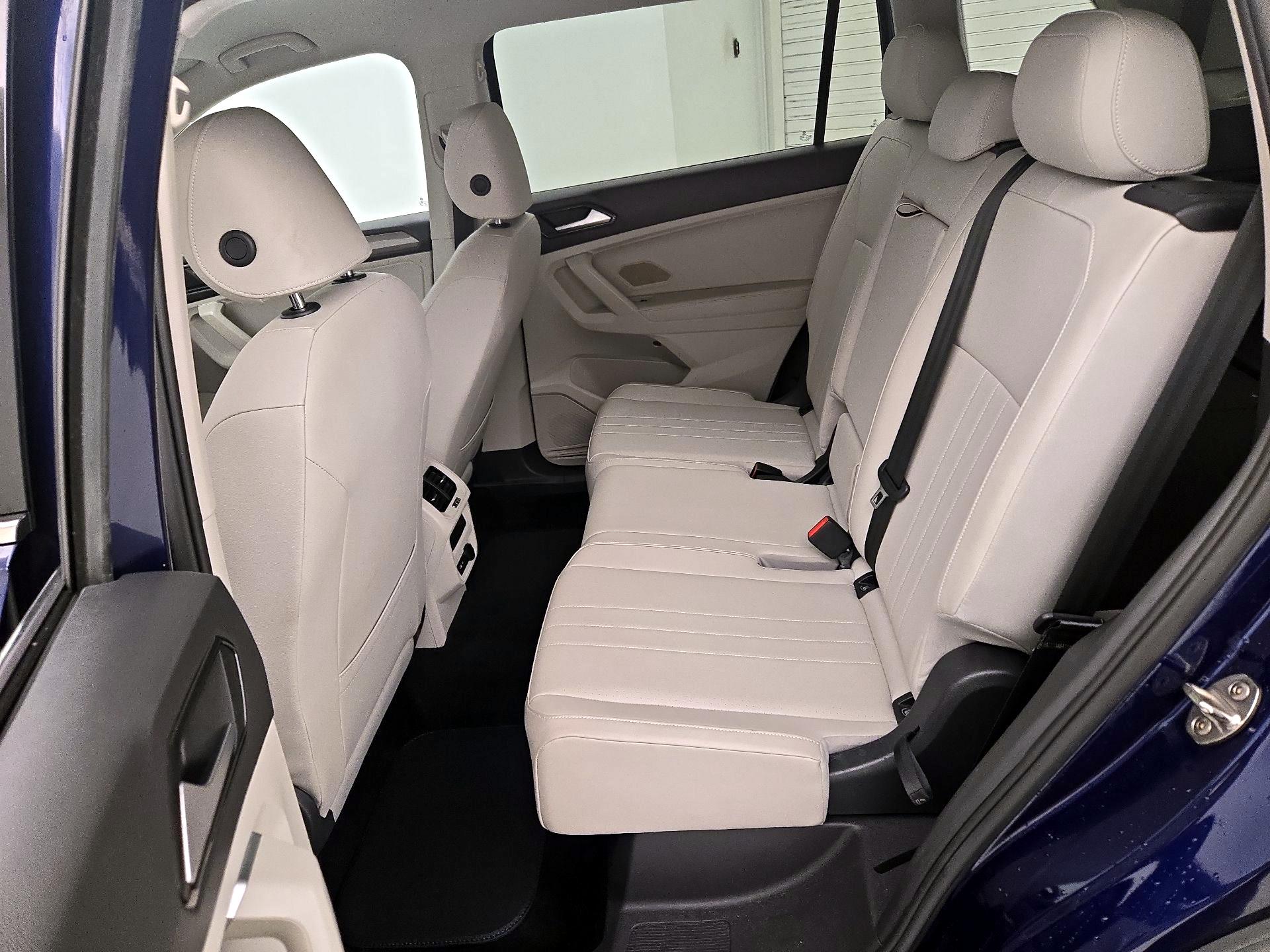 Thumbnail: 2022 Volkswagen Tiguan - 19