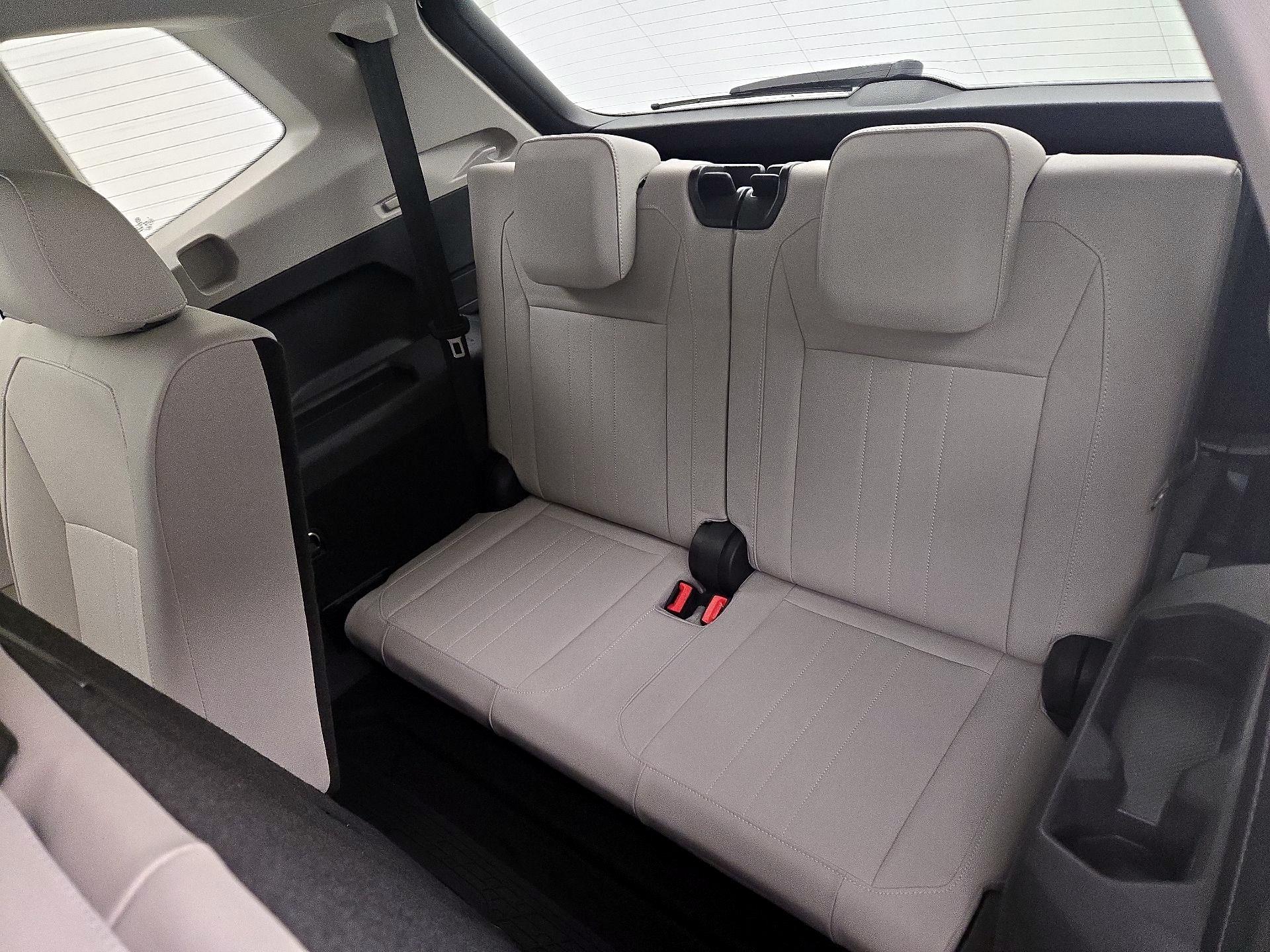 Thumbnail: 2022 Volkswagen Tiguan - 20